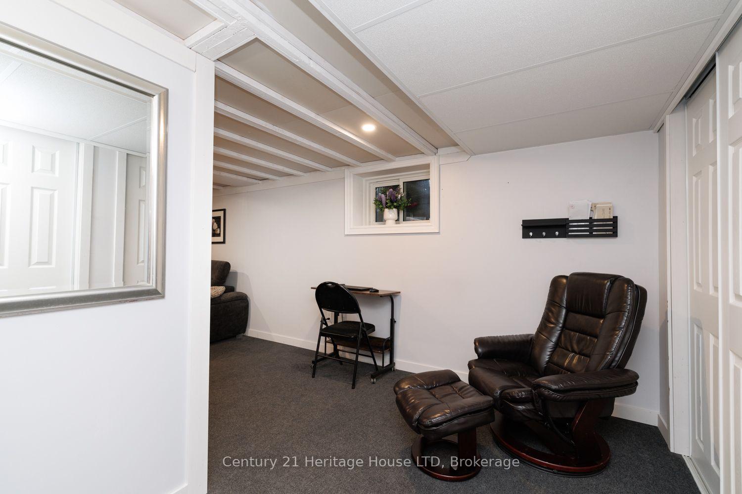 Photo 24 of 6 Greenock Circle, St. Catharines, Western Hill — HOMEH