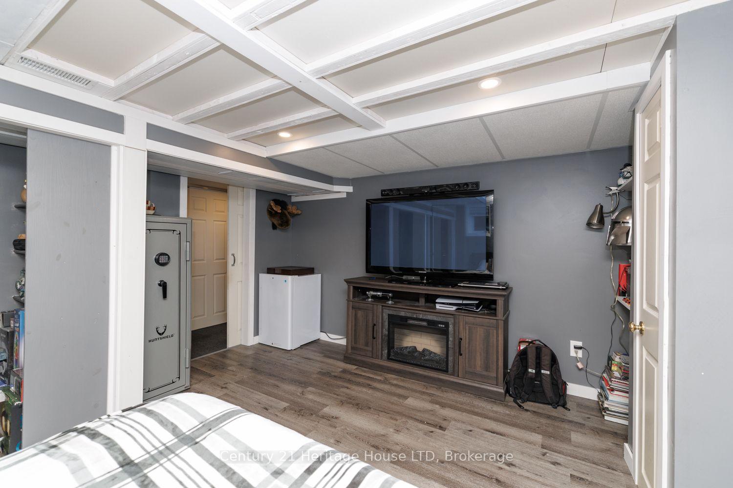 Photo 32 of 6 Greenock Circle, St. Catharines, Western Hill — HOMEH