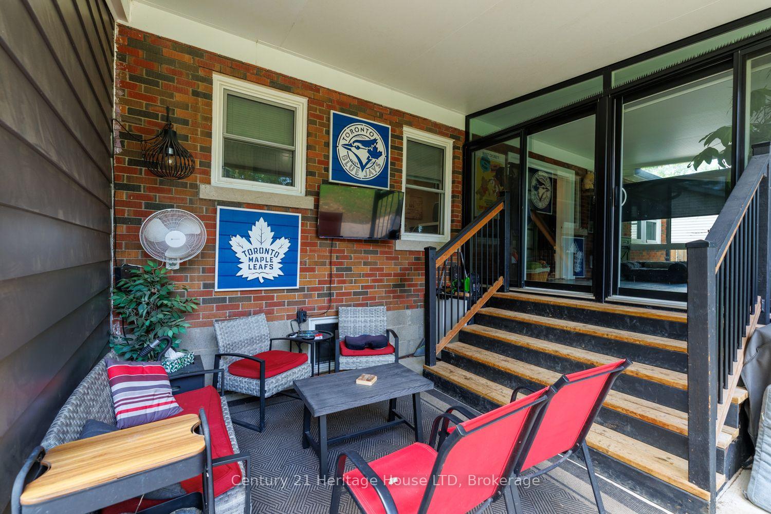 Photo 33 of 6 Greenock Circle, St. Catharines, Western Hill — HOMEH