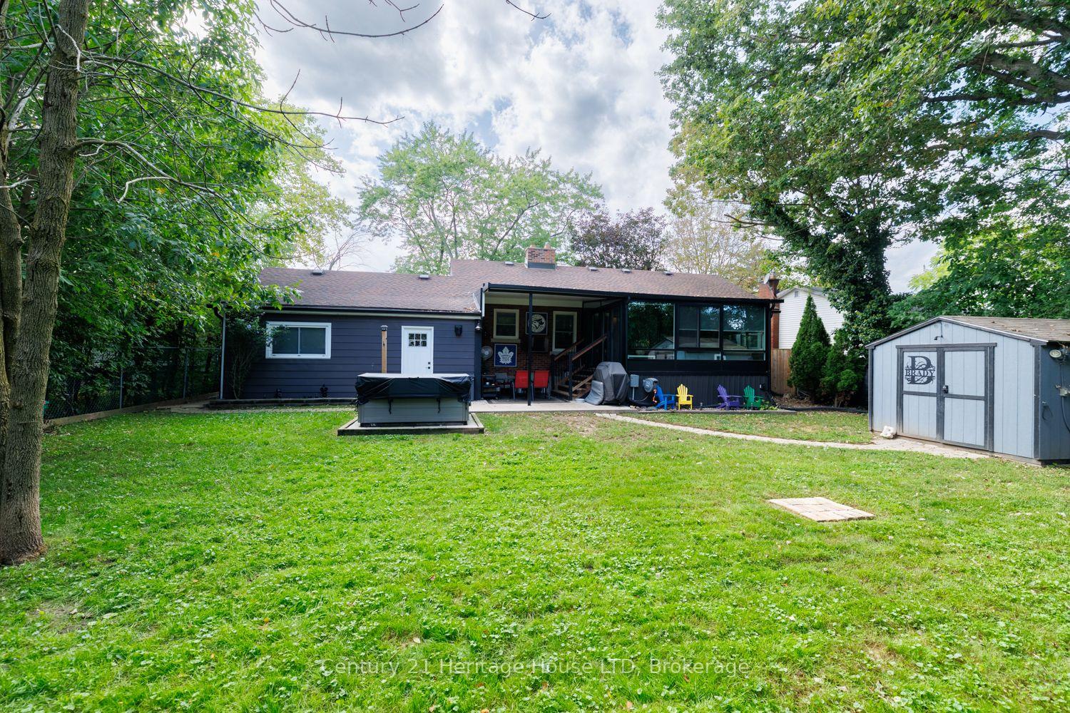 Photo 38 of 6 Greenock Circle, St. Catharines, Western Hill — HOMEH
