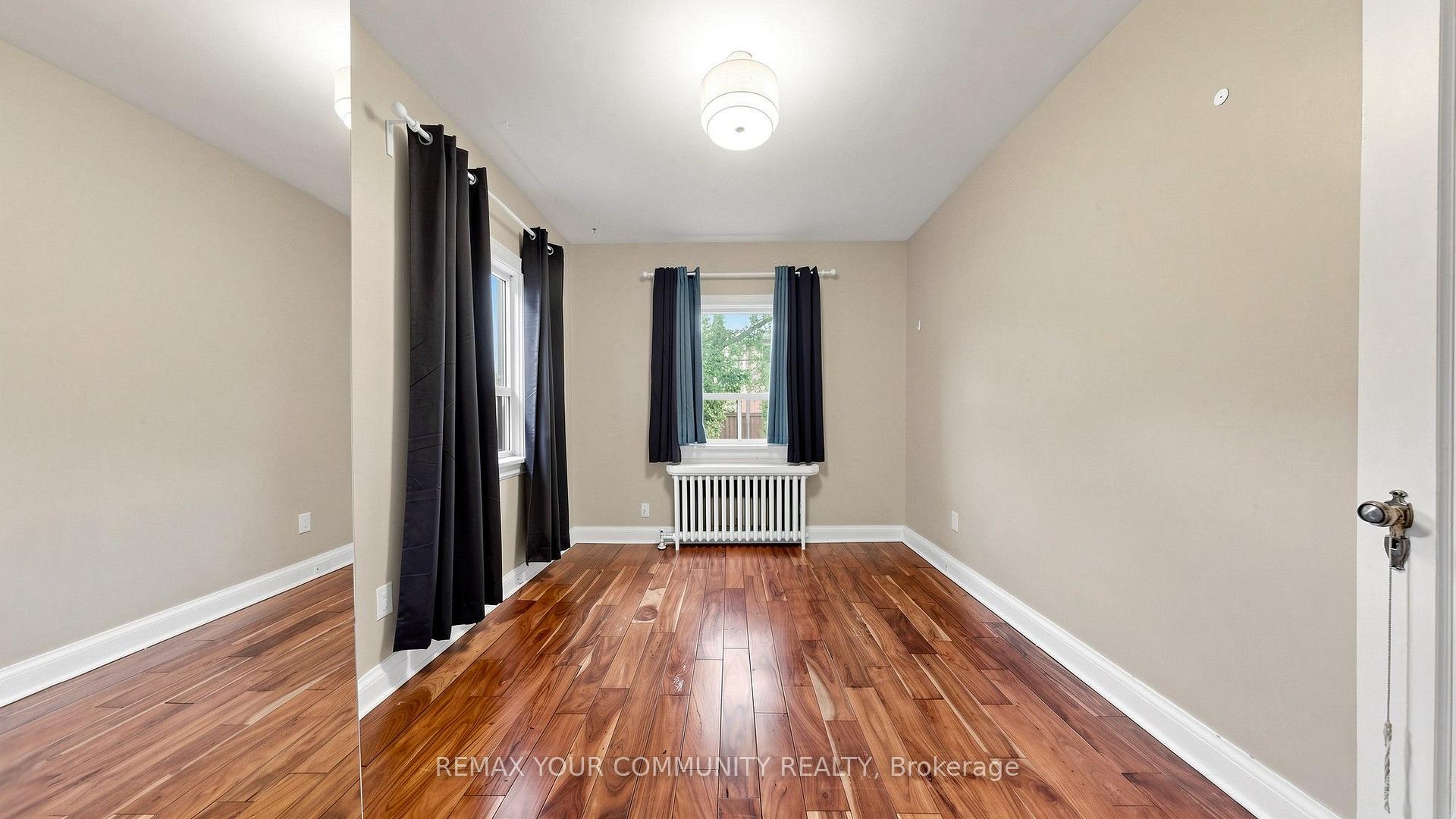 Photo 11 of 13 Tenth Street, Etobicoke, New Toronto — HOMEH