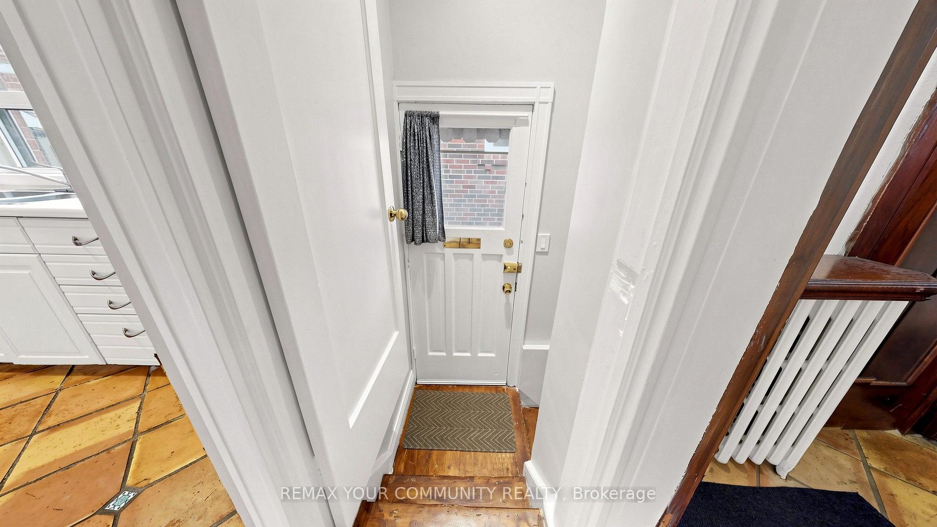 Photo 21 of 13 Tenth Street, Etobicoke, New Toronto — HOMEH