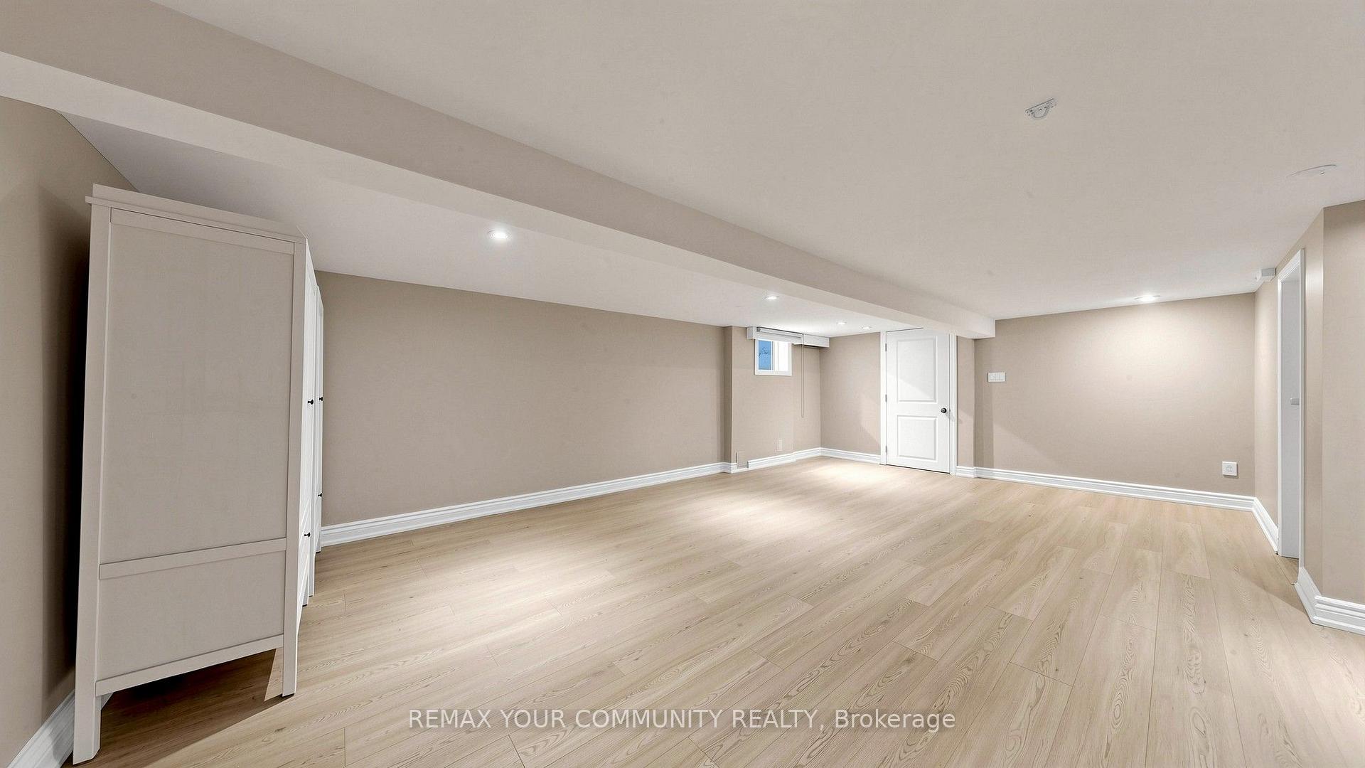 Photo 27 of 13 Tenth Street, Etobicoke, New Toronto — HOMEH