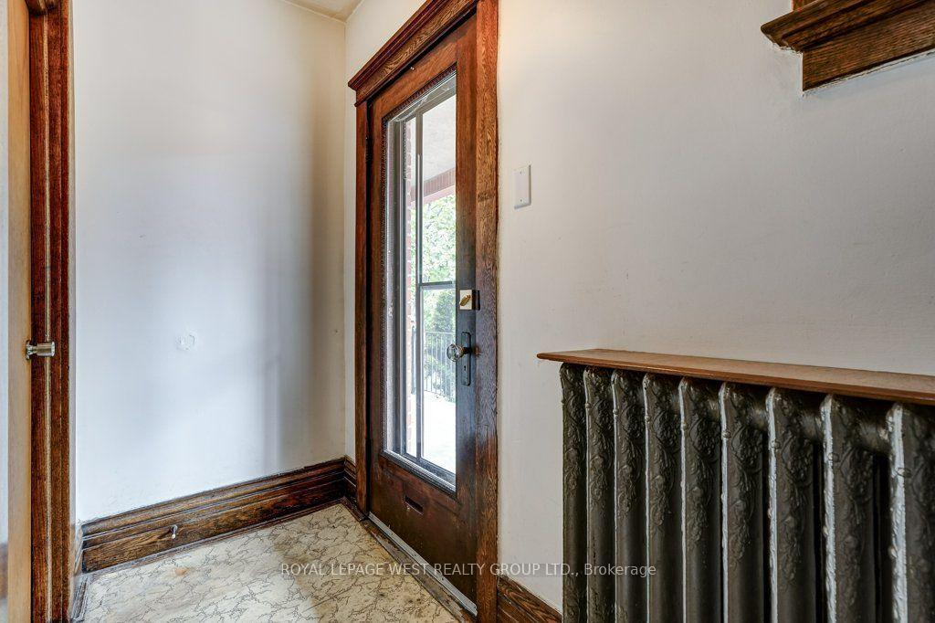 Photo 2 of 28 Concord Avenue, Toronto, Palmerston-Little Italy — HOMEH