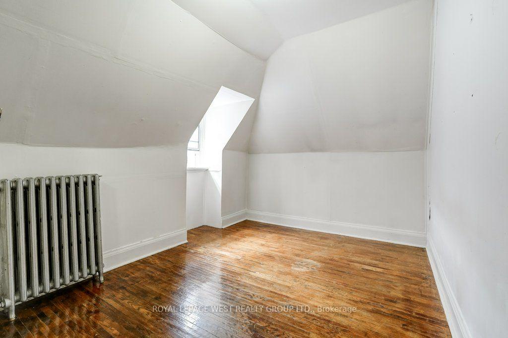 Photo 16 of 28 Concord Avenue, Toronto, Palmerston-Little Italy — HOMEH