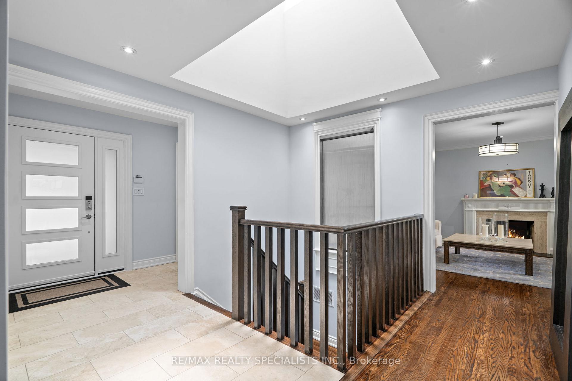 Photo 6 of 42 Heathview Avenue, North York, Bayview Village — HOMEH