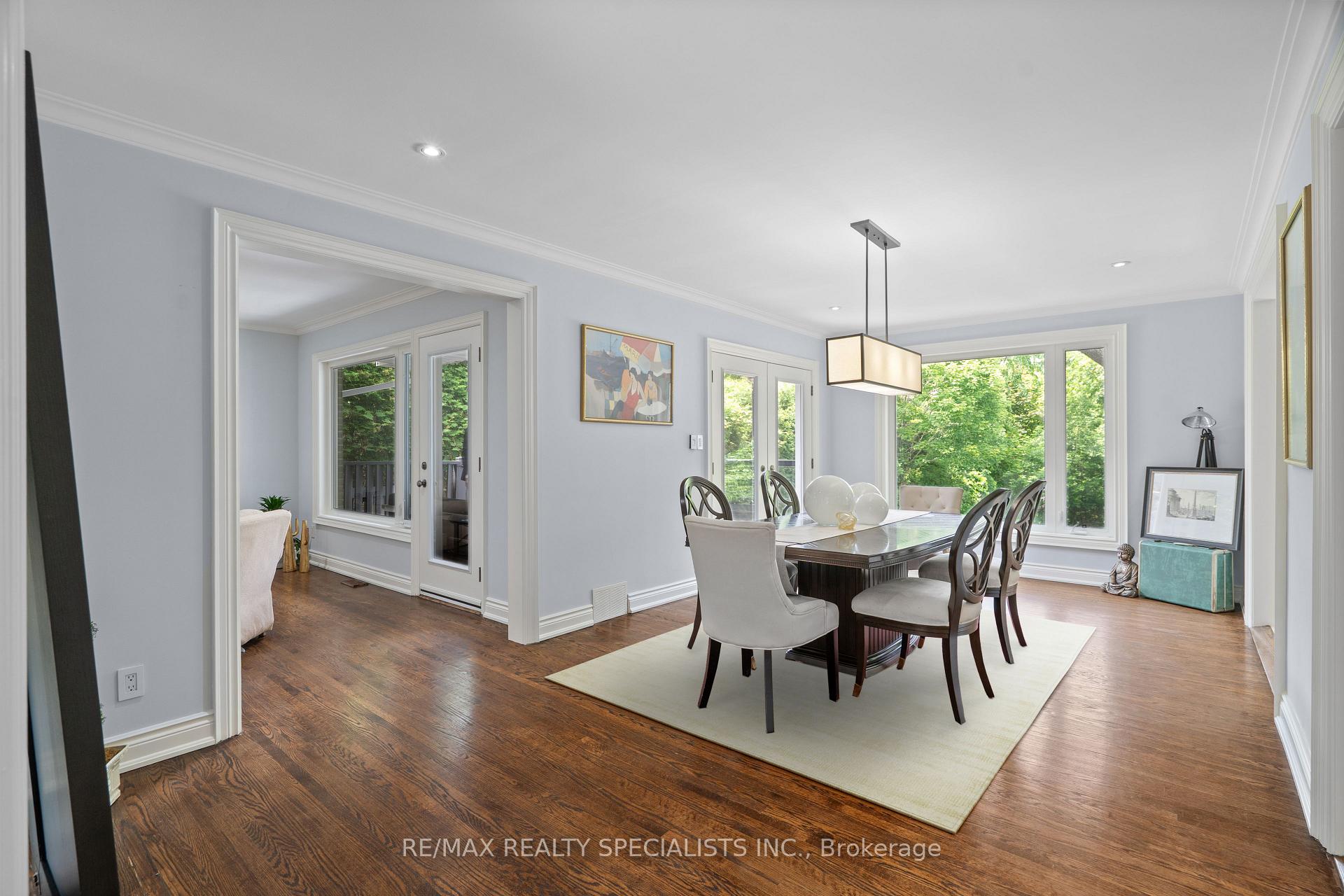 Photo 9 of 42 Heathview Avenue, North York, Bayview Village — HOMEH