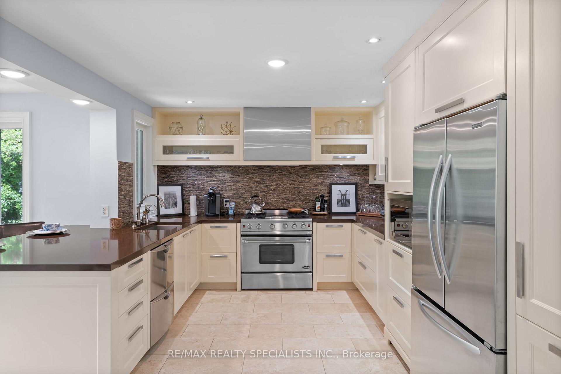 Photo 16 of 42 Heathview Avenue, North York, Bayview Village — HOMEH
