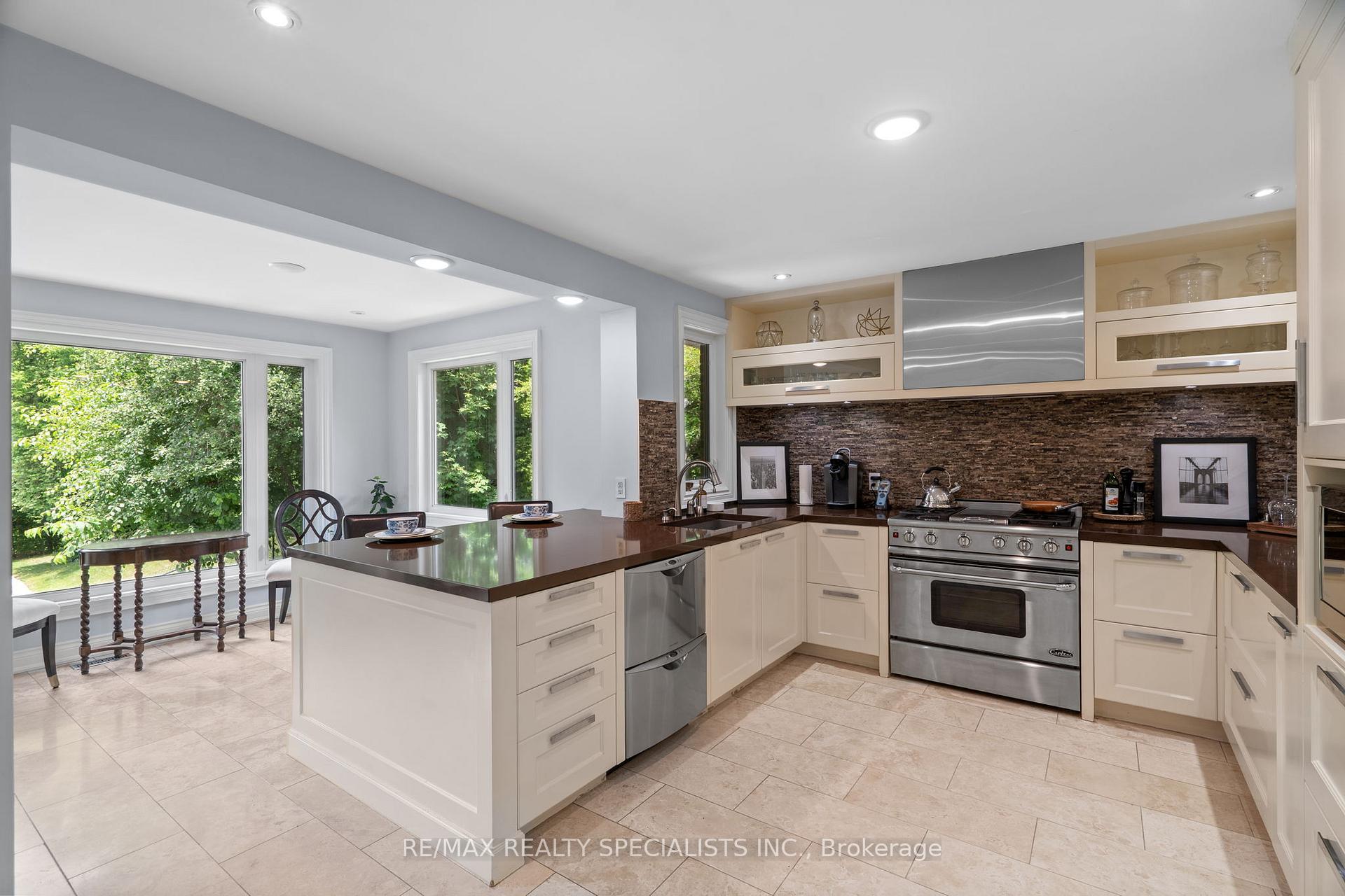 Photo 17 of 42 Heathview Avenue, North York, Bayview Village — HOMEH