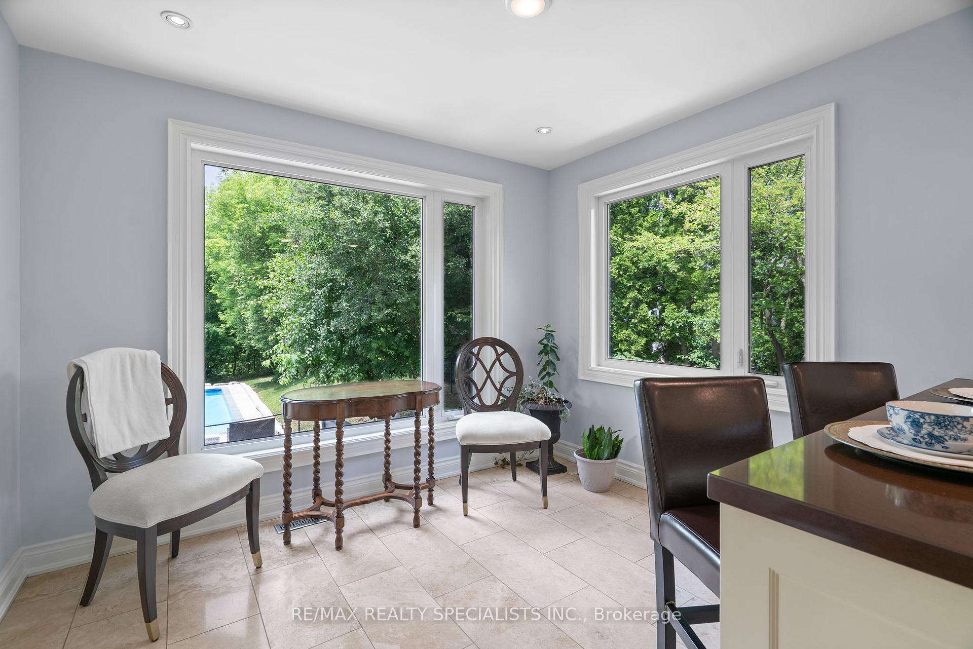 Photo 18 of 42 Heathview Avenue, North York, Bayview Village — HOMEH