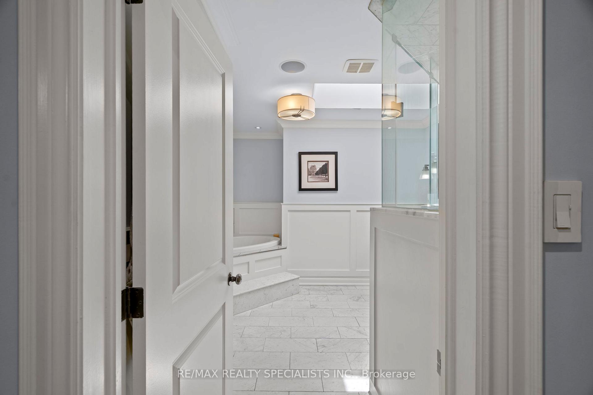 Photo 26 of 42 Heathview Avenue, North York, Bayview Village — HOMEH