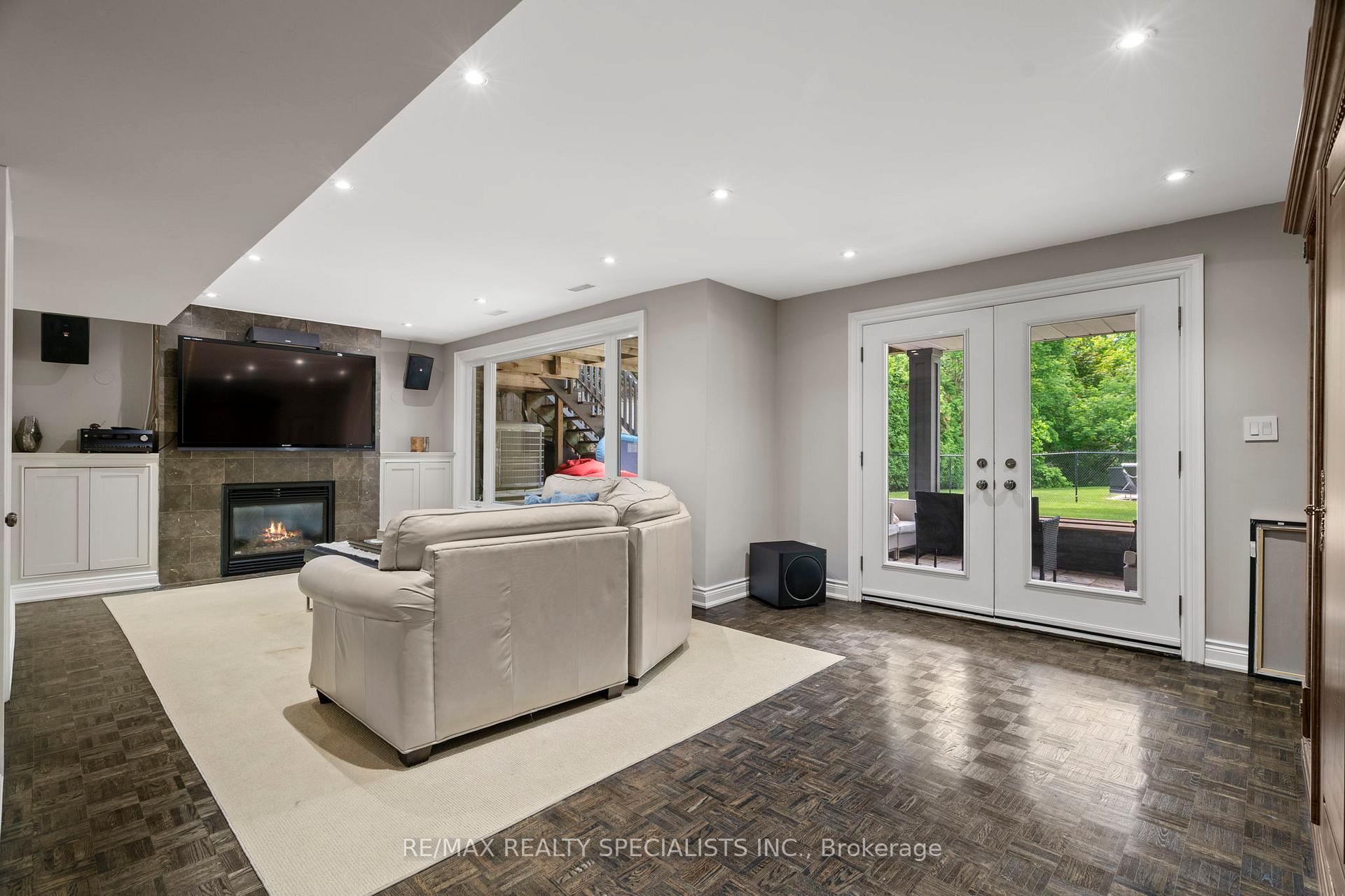 Photo 34 of 42 Heathview Avenue, North York, Bayview Village — HOMEH