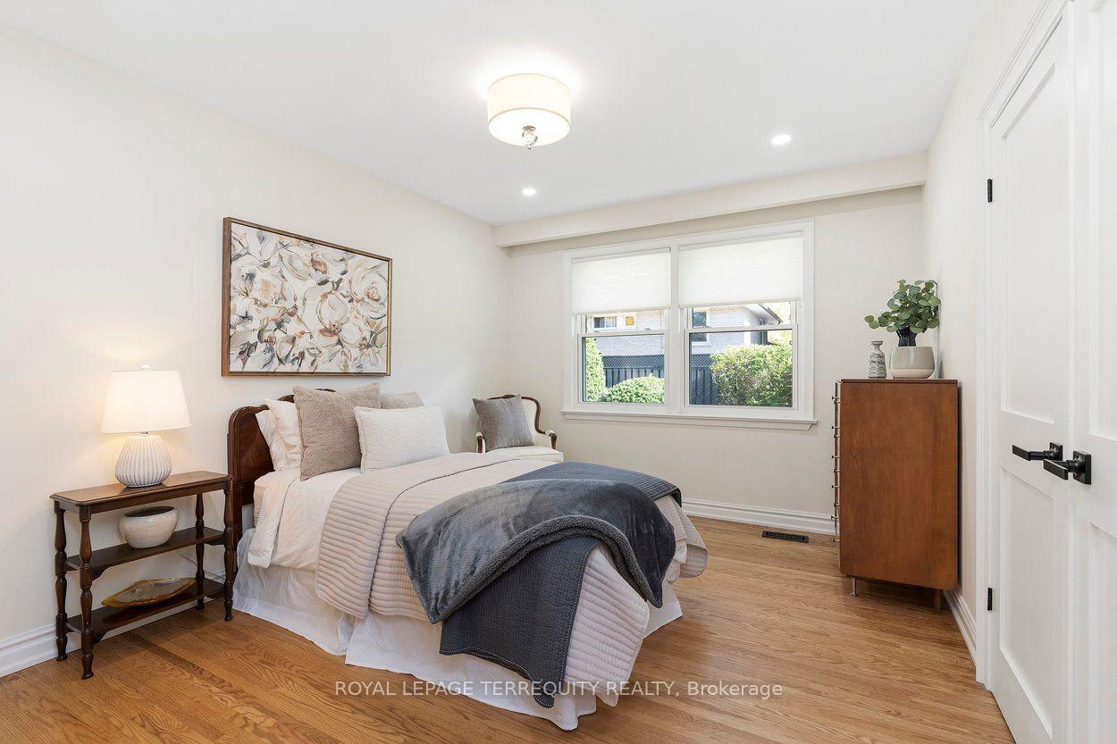 Photo 12 of 21 Greencoat Road, Etobicoke, Islington-City Centre West — HOMEH