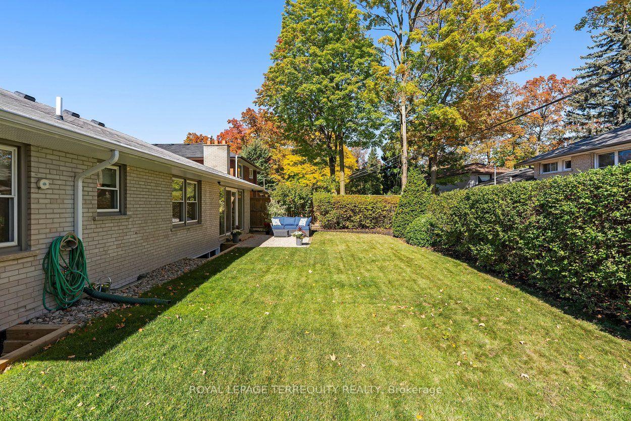 Photo 32 of 21 Greencoat Road, Etobicoke, Islington-City Centre West — HOMEH