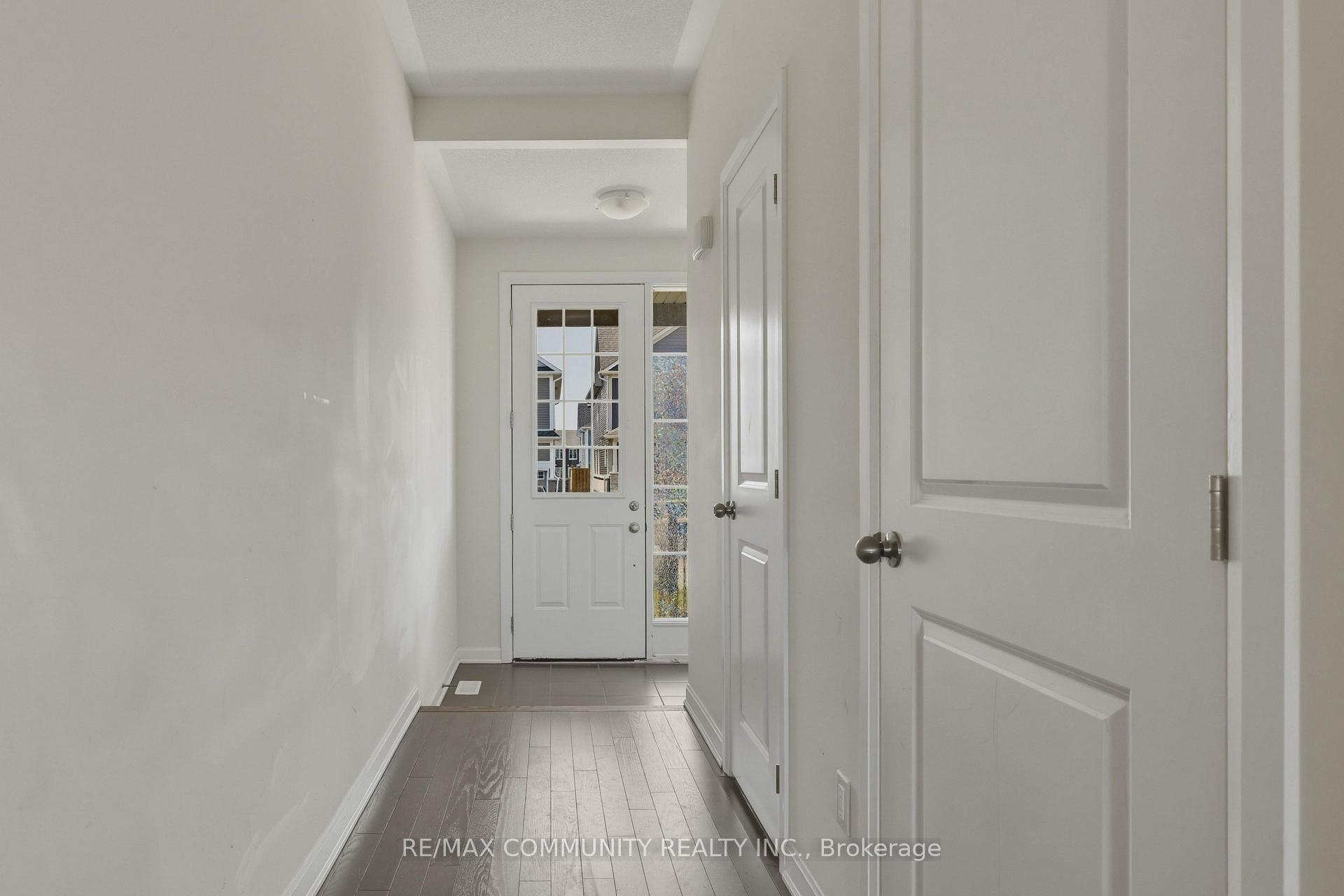 Photo 3 of 110 Oakmont Drive, Loyalist, Bath — HOMEH