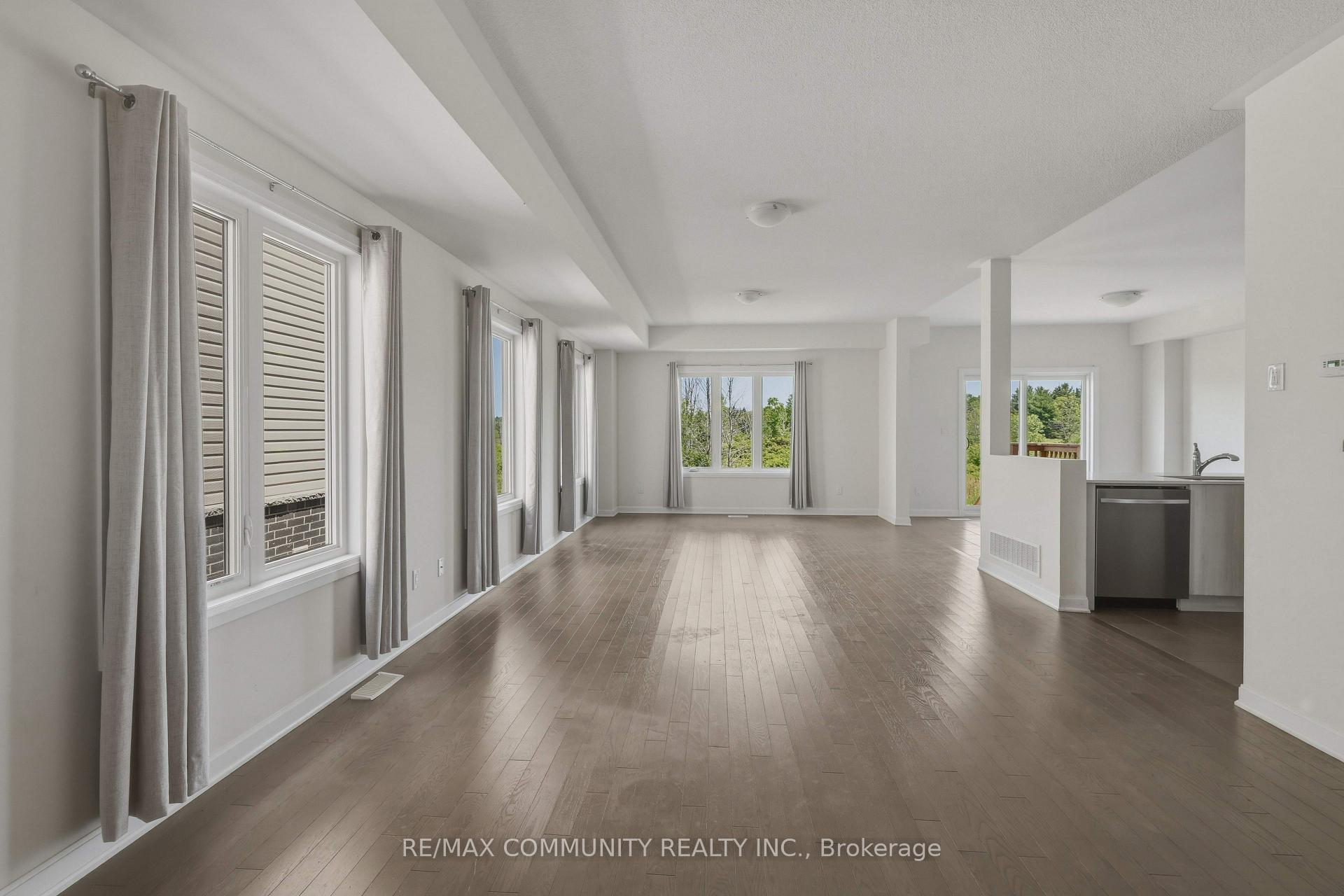 Photo 5 of 110 Oakmont Drive, Loyalist, Bath — HOMEH