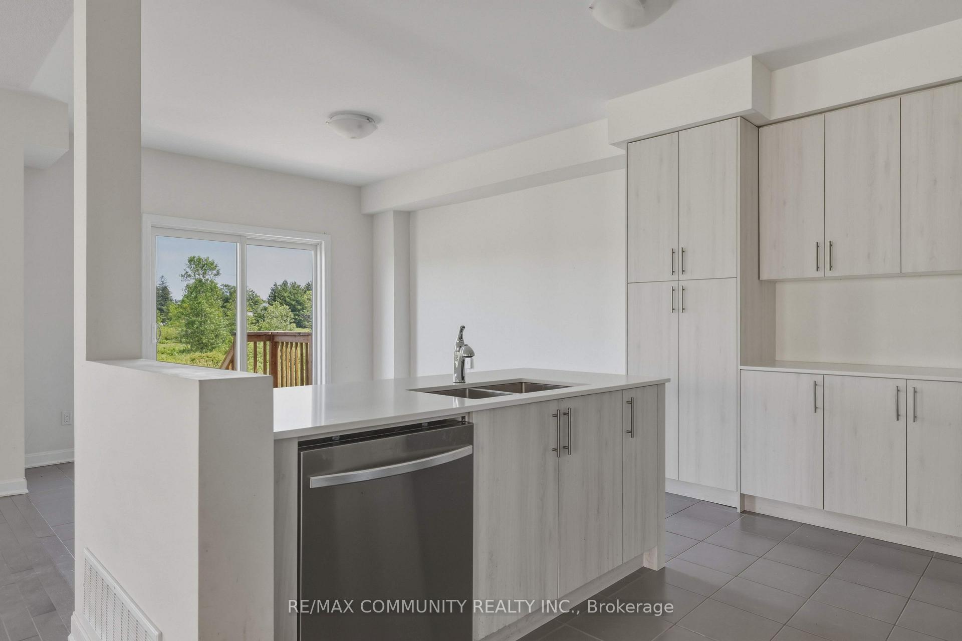Photo 10 of 110 Oakmont Drive, Loyalist, Bath — HOMEH