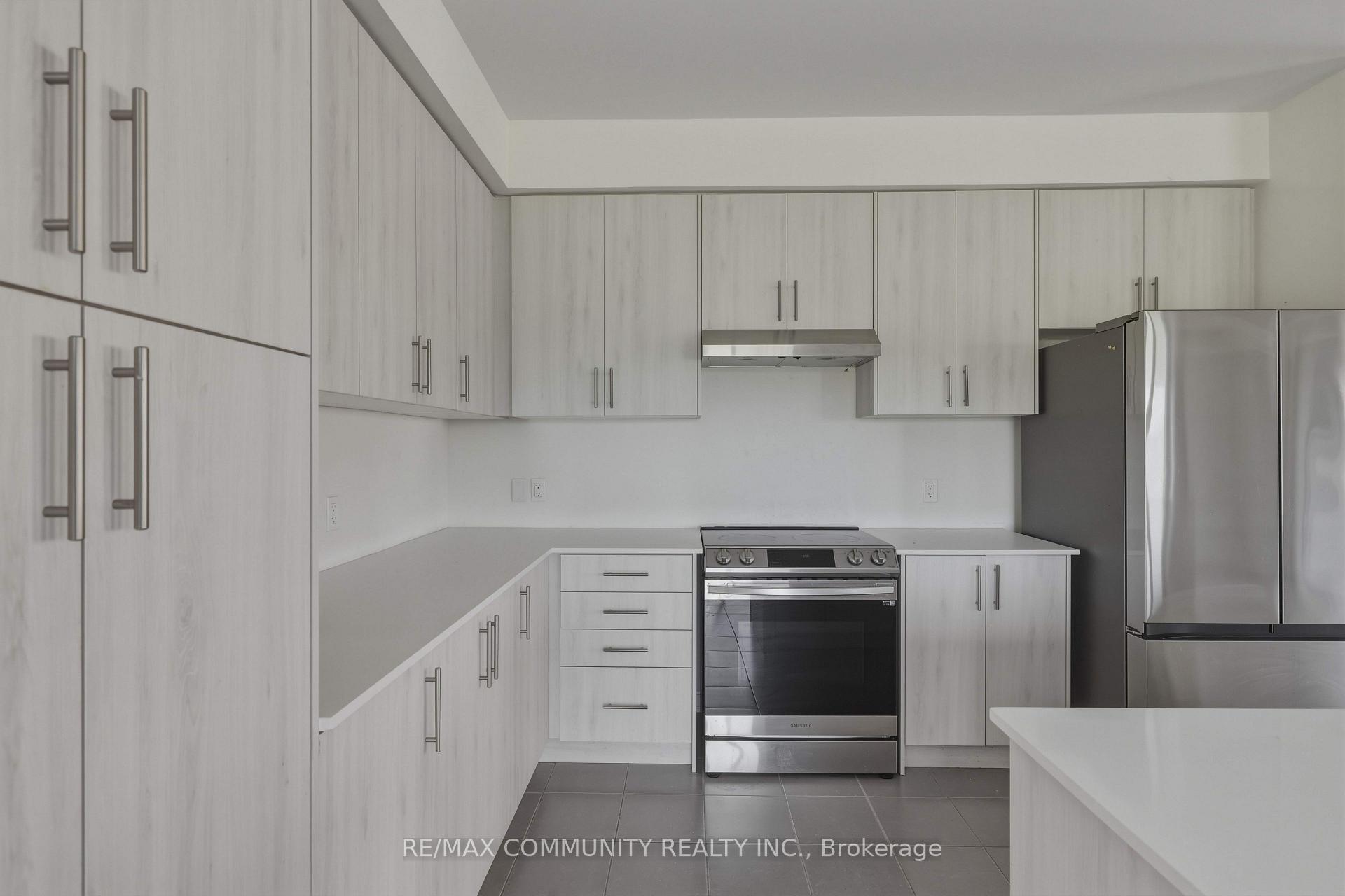 Photo 11 of 110 Oakmont Drive, Loyalist, Bath — HOMEH