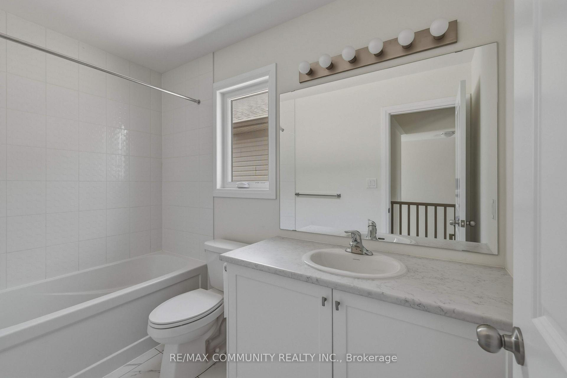 Photo 19 of 110 Oakmont Drive, Loyalist, Bath — HOMEH