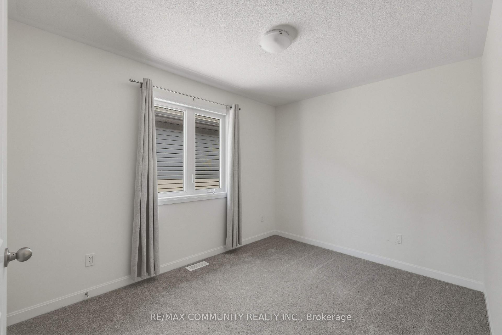Photo 20 of 110 Oakmont Drive, Loyalist, Bath — HOMEH