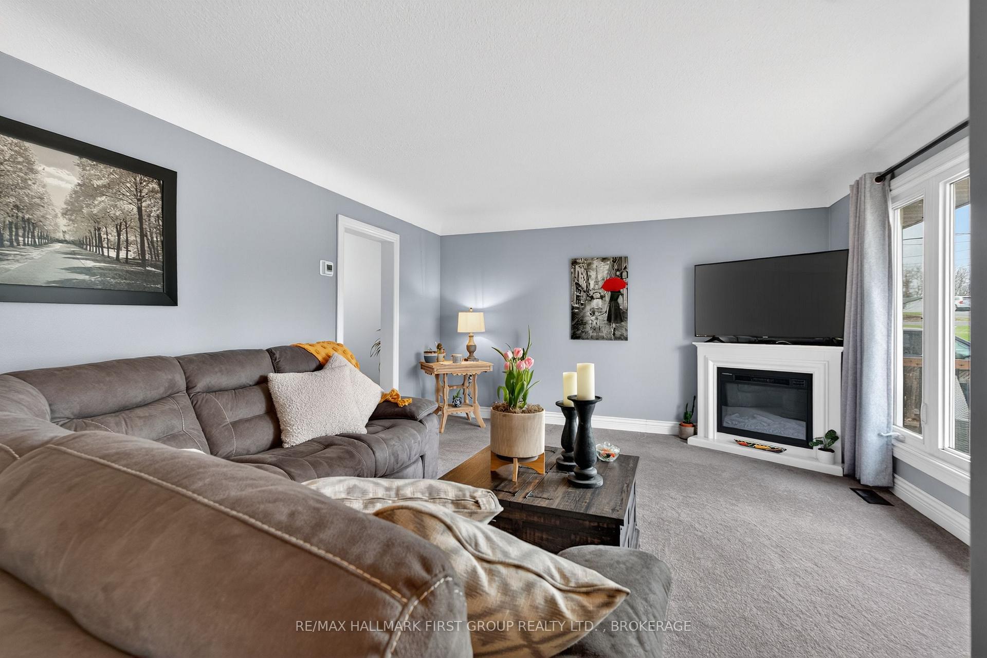 Photo 10 of 1213 Brass Drive, Kingston, City Northwest — HOMEH