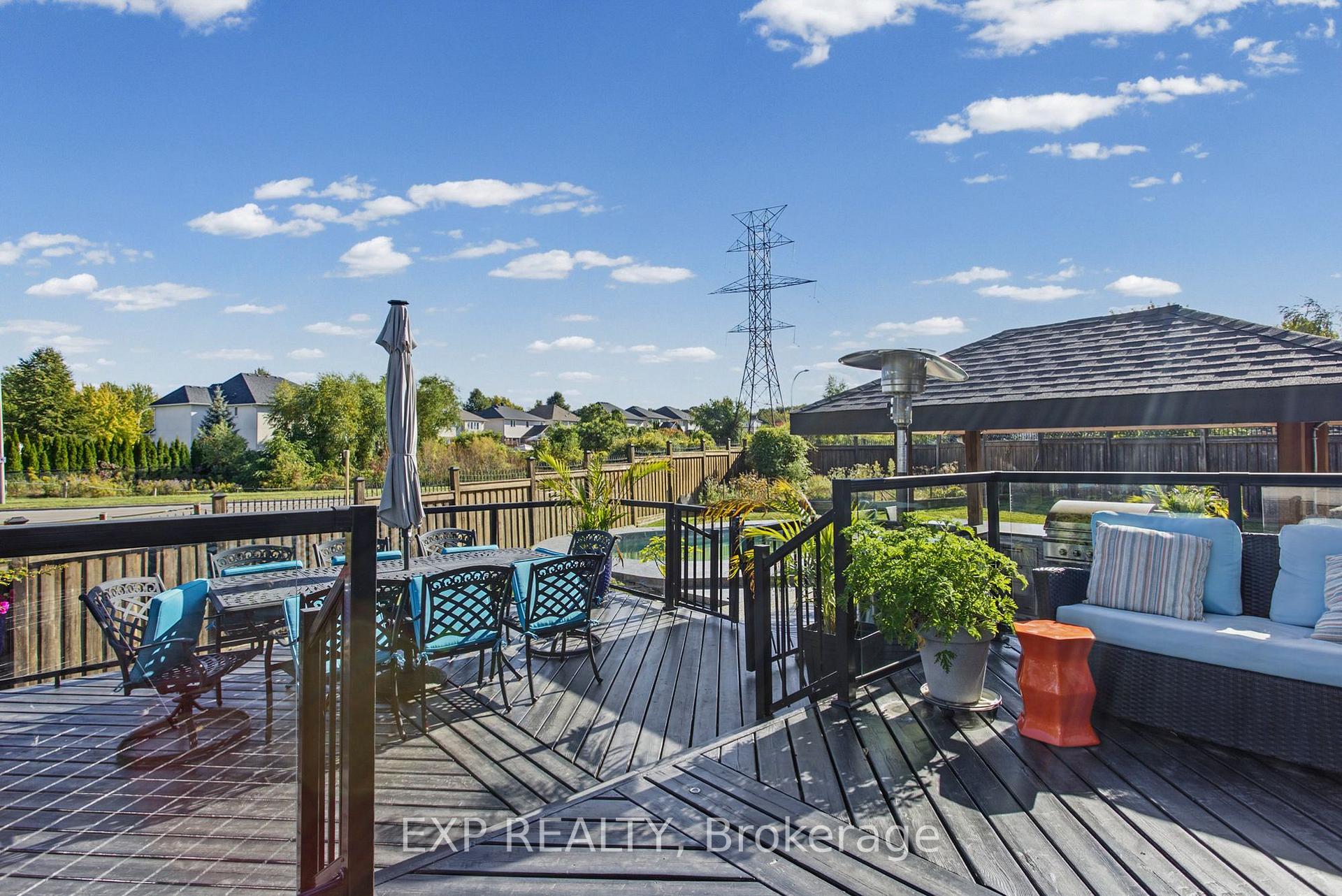 Photo 40 of 4 Playfair Court, Hamilton, Meadowlands — HOMEH