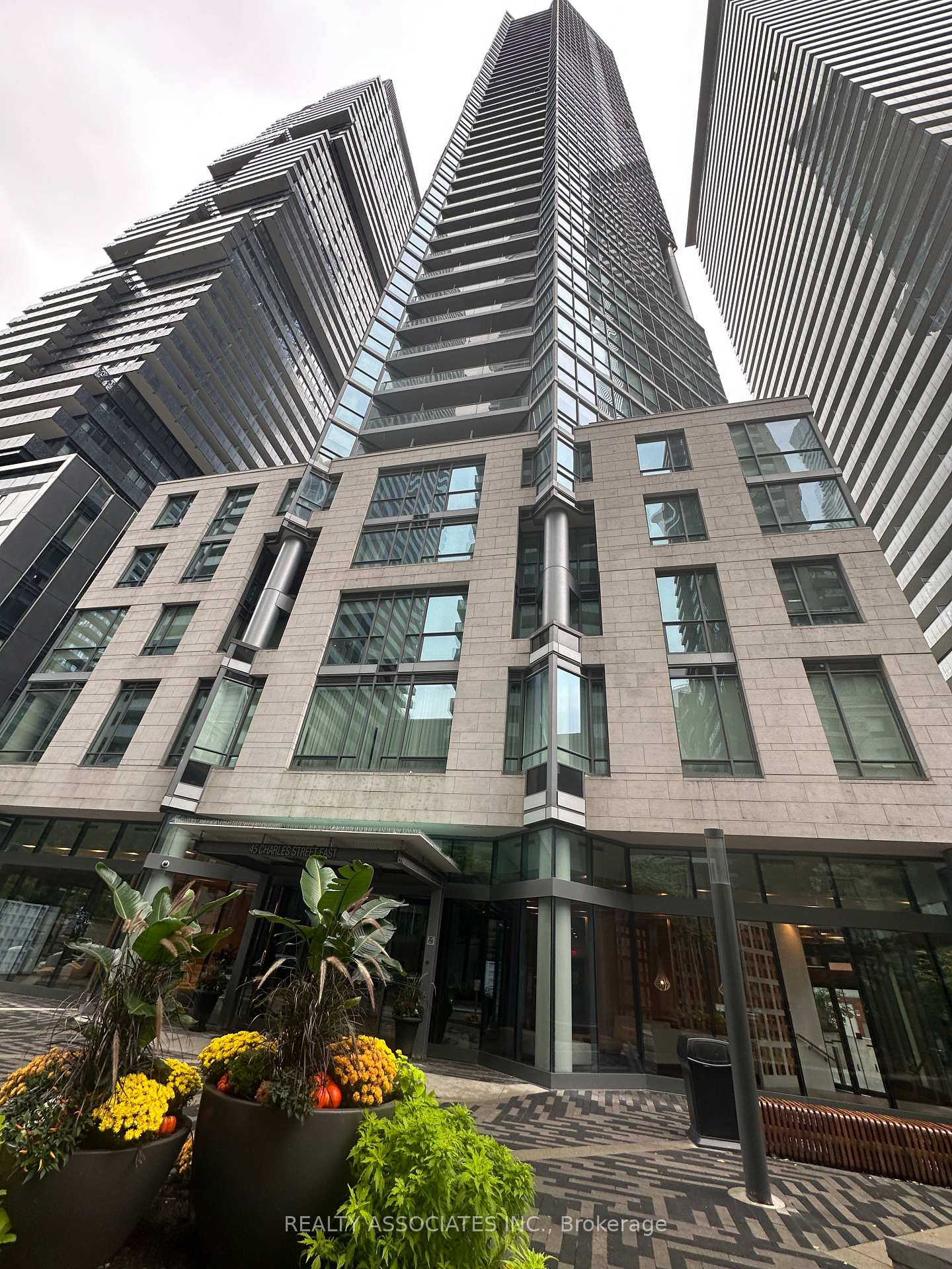 Photo of Unit 2011, 45 Charles Street E