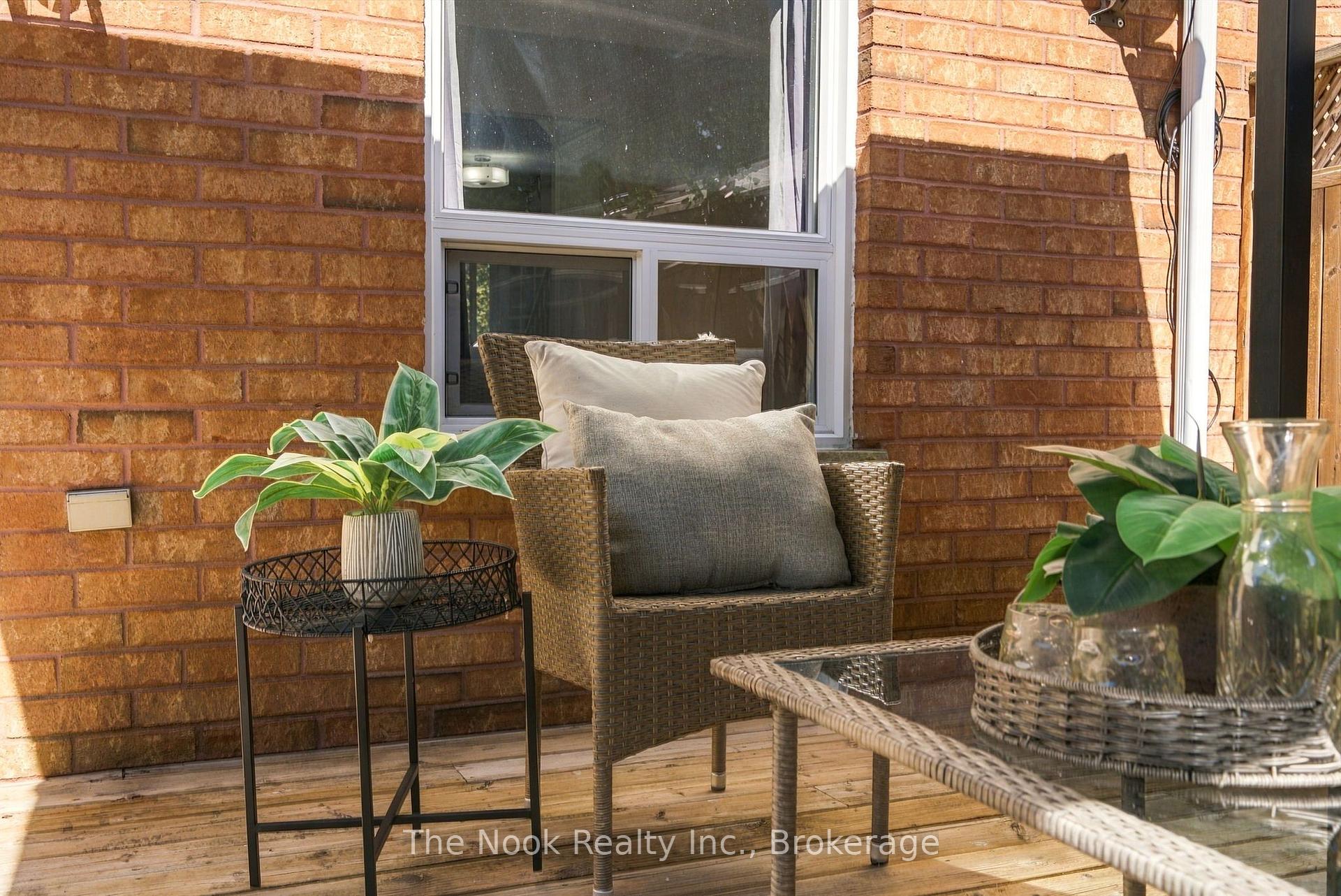 Photo 35 of 38 Galbraith Court, Clarington, Bowmanville — HOMEH