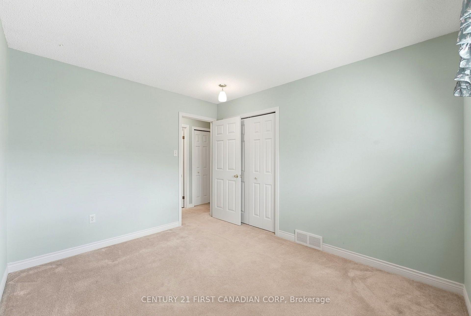 Photo 12 of 30 Bonaventure Drive, London, East I — HOMEH