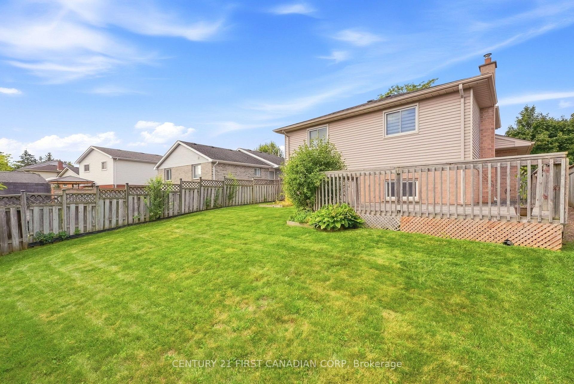 Photo 21 of 30 Bonaventure Drive, London, East I — HOMEH