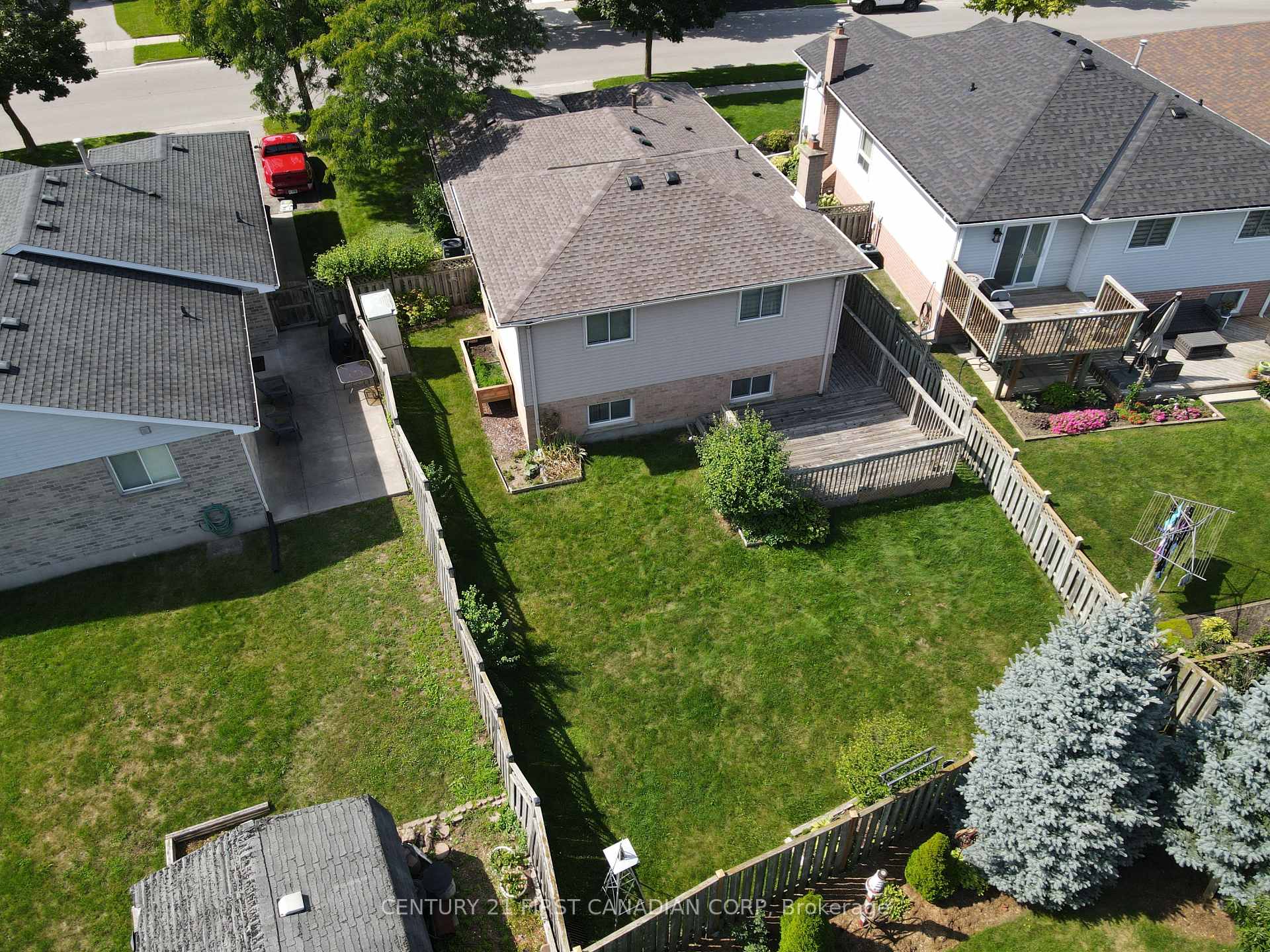 Photo 25 of 30 Bonaventure Drive, London, East I — HOMEH