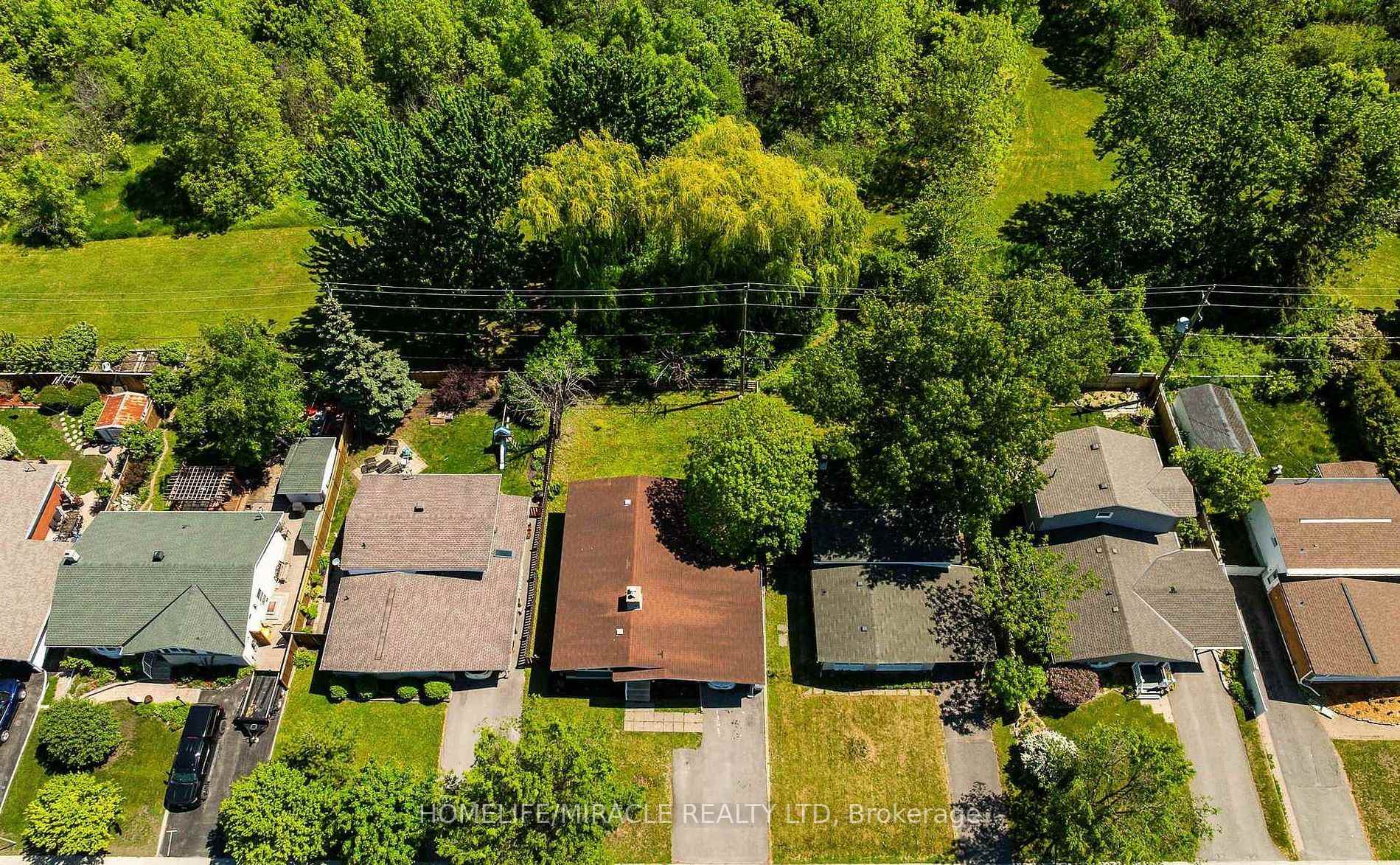 Photo 5 of 2329 Ryder Street, Ottawa, Guildwood Estates - Urbandale Acres — HOMEH