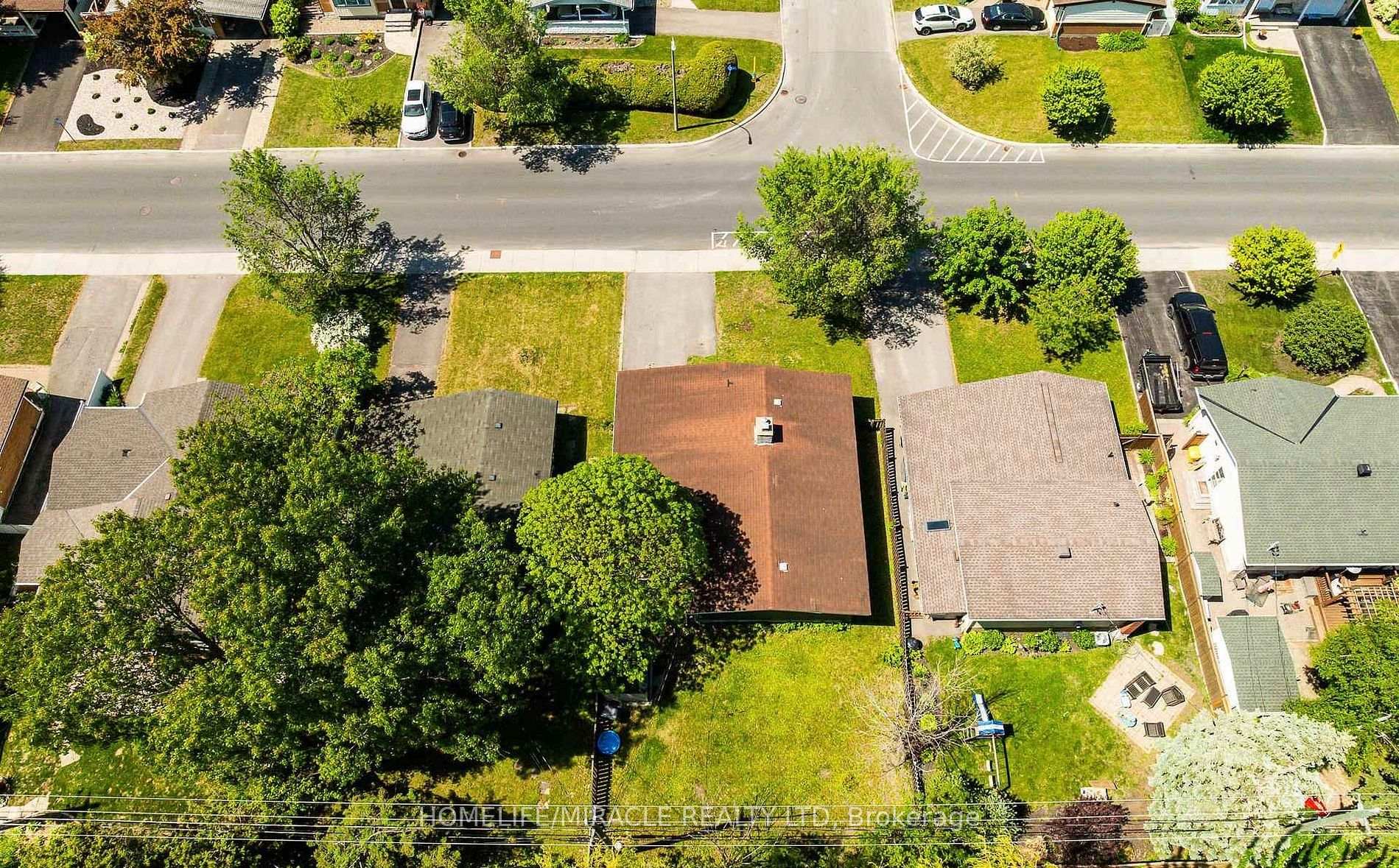 Photo 9 of 2329 Ryder Street, Ottawa, Guildwood Estates - Urbandale Acres — HOMEH