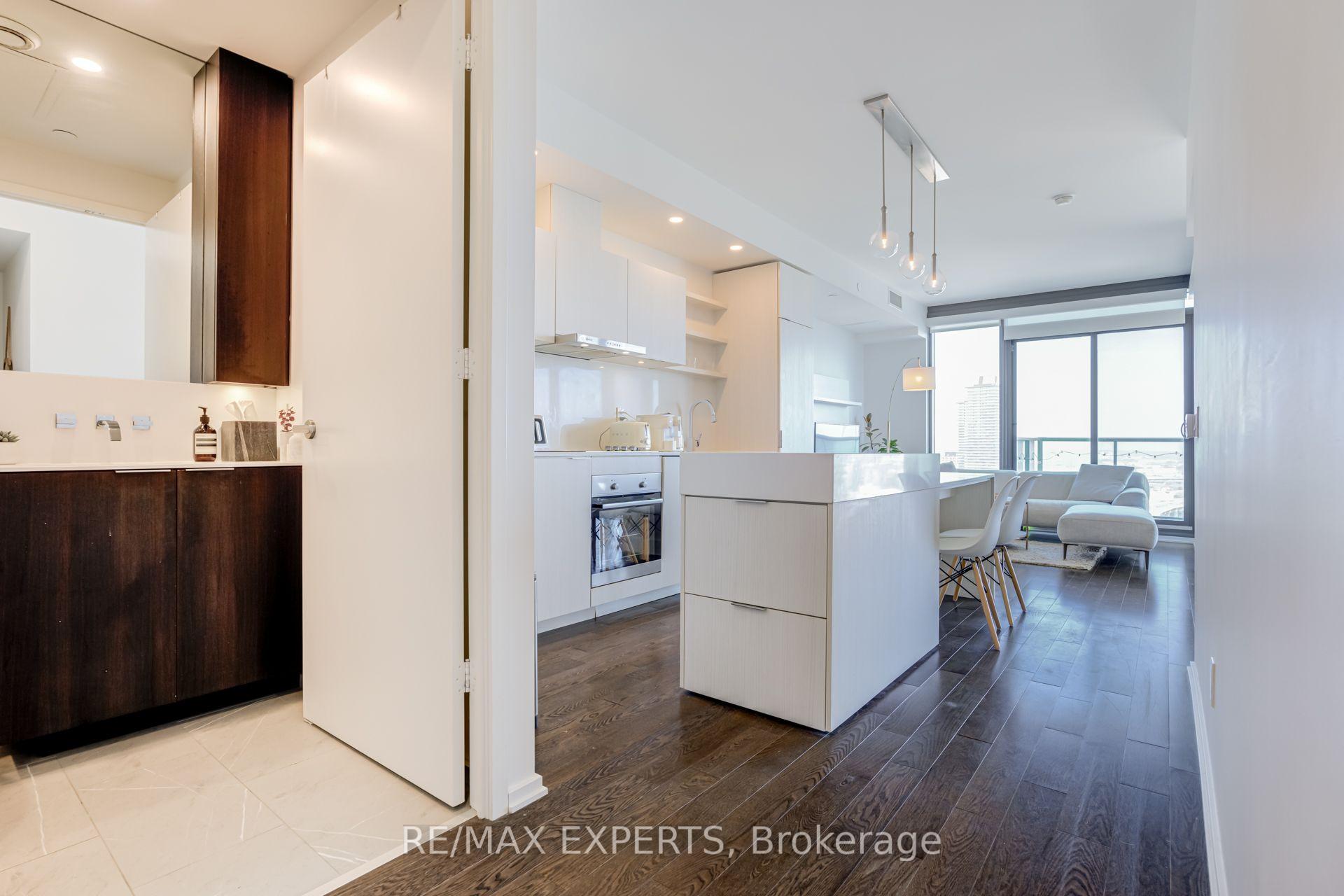 Photo 5 of Unit 1806, 16 Bonnycastle Street, Toronto, Waterfront Communities — HOMEH