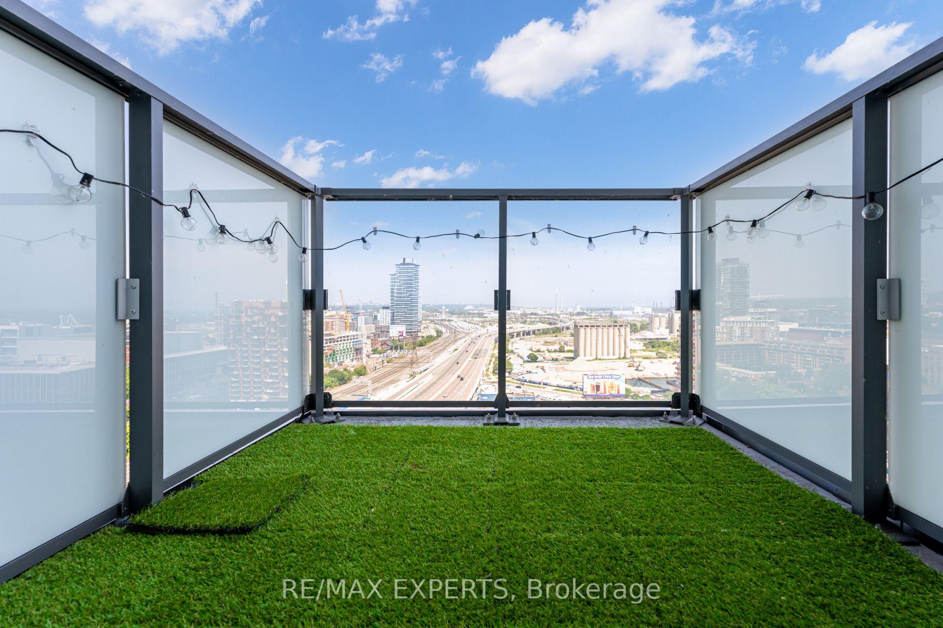 Photo 18 of Unit 1806, 16 Bonnycastle Street, Toronto, Waterfront Communities — HOMEH