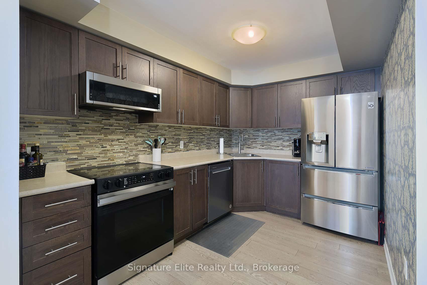 Photo 11 of Unit 7, 57 Ferndale Drive S, Barrie, Ardagh — HOMEH
