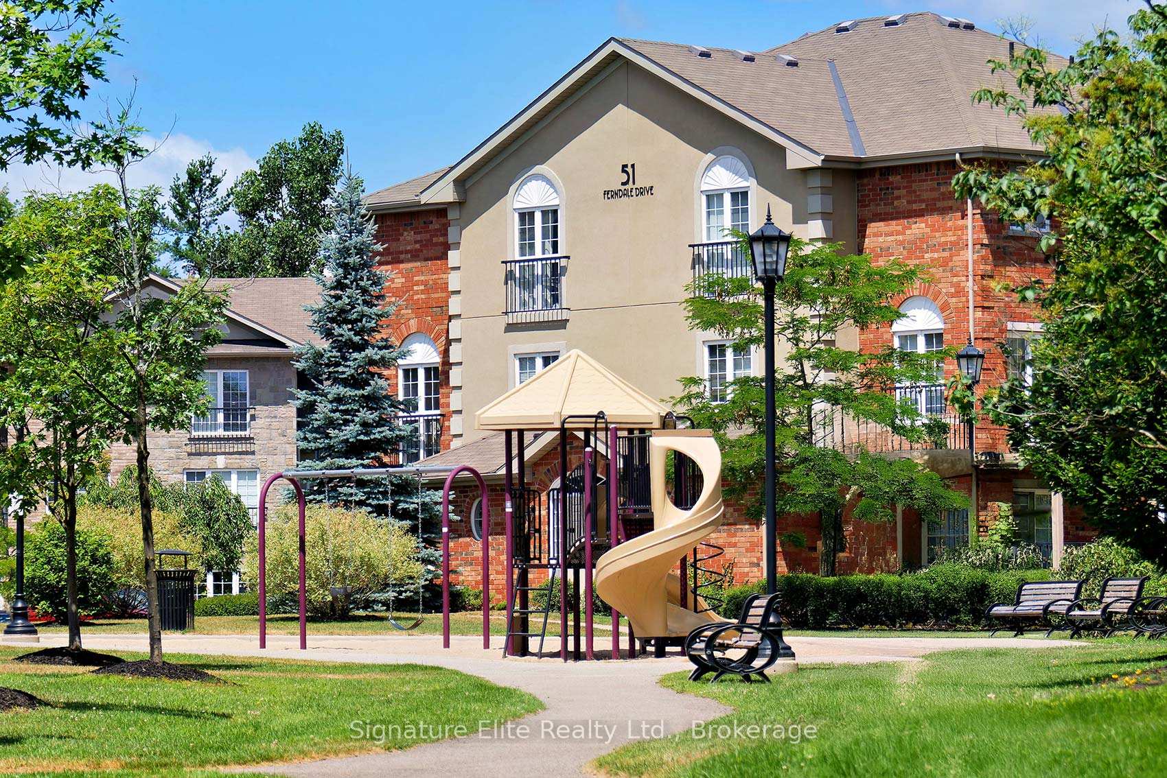 Photo 35 of Unit 7, 57 Ferndale Drive S, Barrie, Ardagh — HOMEH