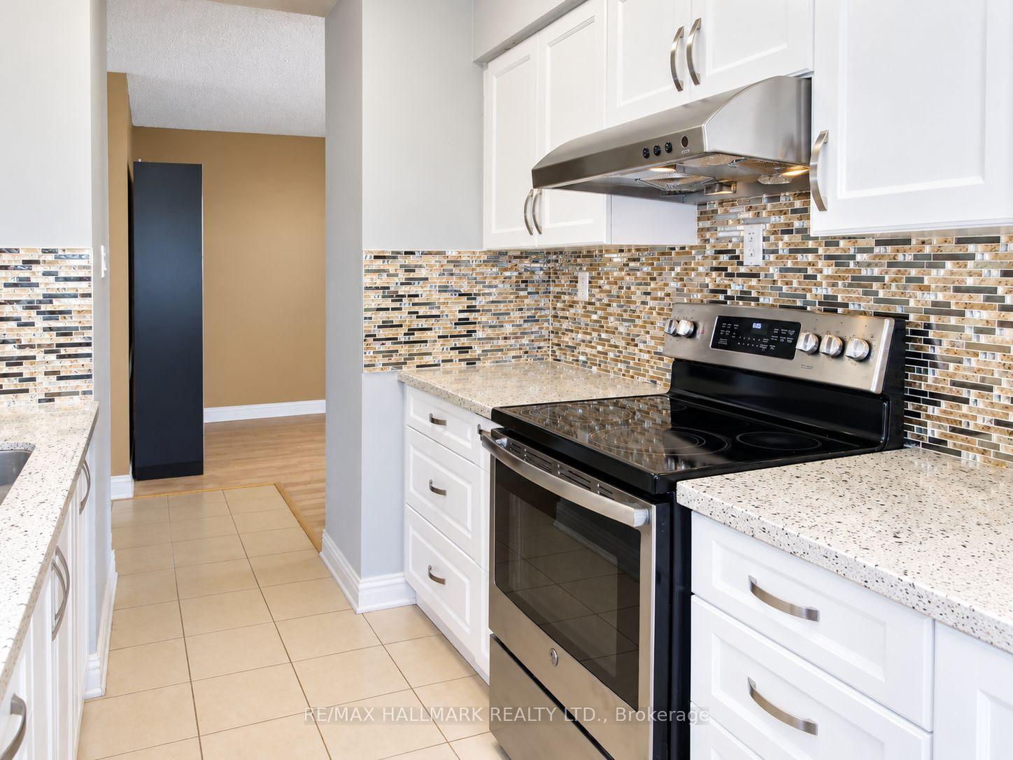 Photo 3 of Unit PH10, 2050 Bridletown Circle, Scarborough, L'Amoreaux — HOMEH