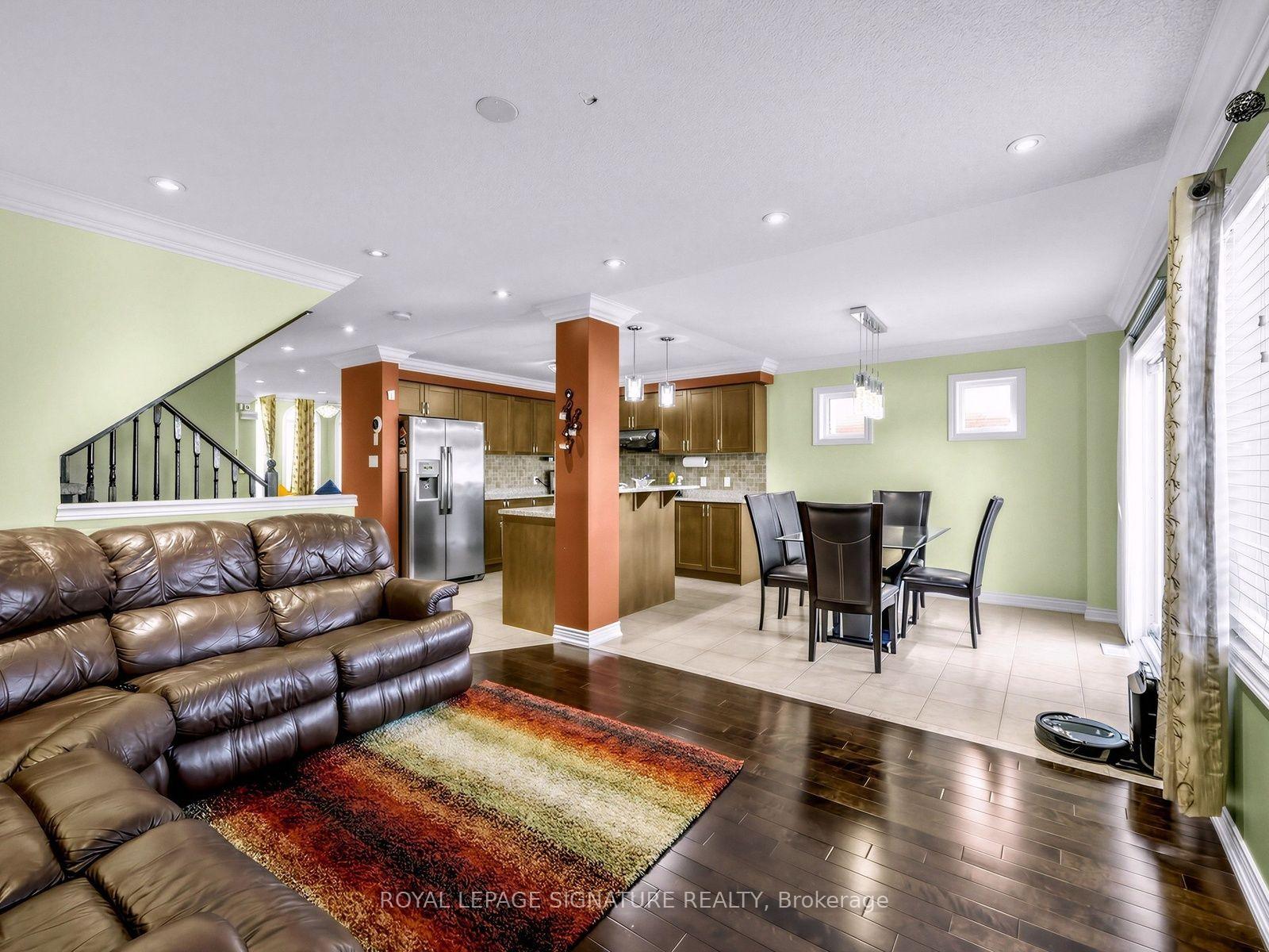 Photo 6 of 27 Shapland Crescent, Ajax, Northeast Ajax — HOMEH