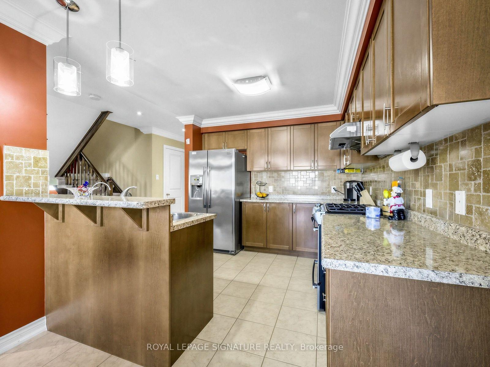 Photo 10 of 27 Shapland Crescent, Ajax, Northeast Ajax — HOMEH