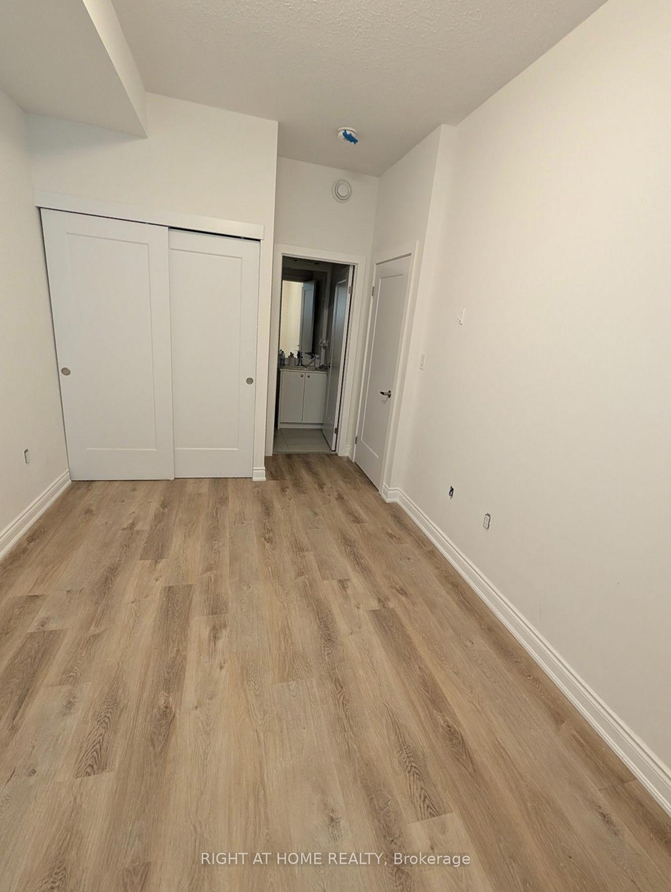 Photo 6 of Unit K1, 40 Palace Street, Kitchener, Alpine — HOMEH