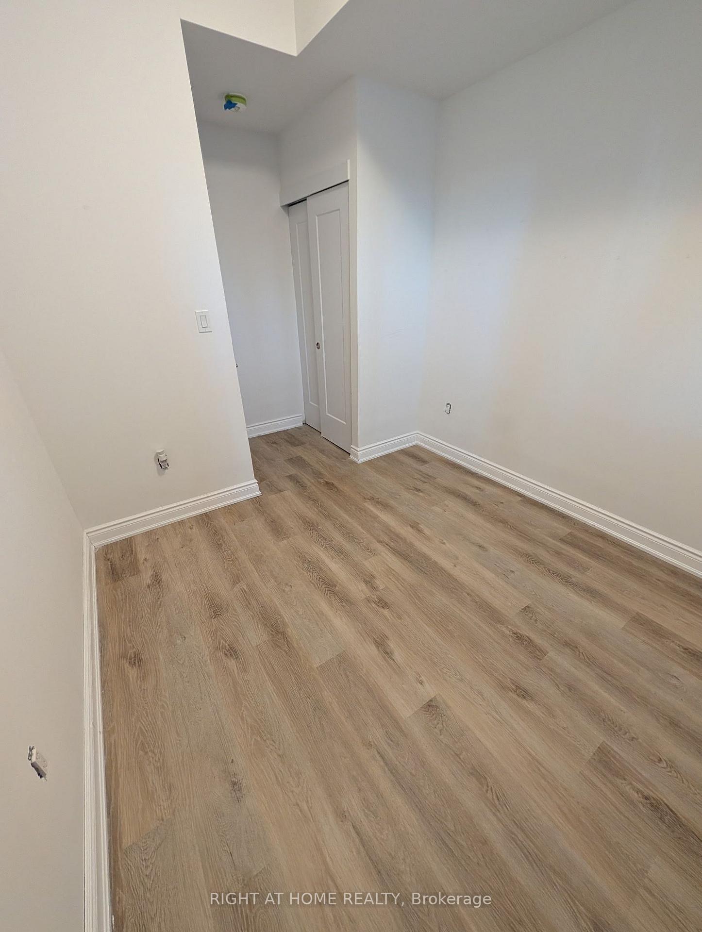 Photo 8 of Unit K1, 40 Palace Street, Kitchener, Alpine — HOMEH