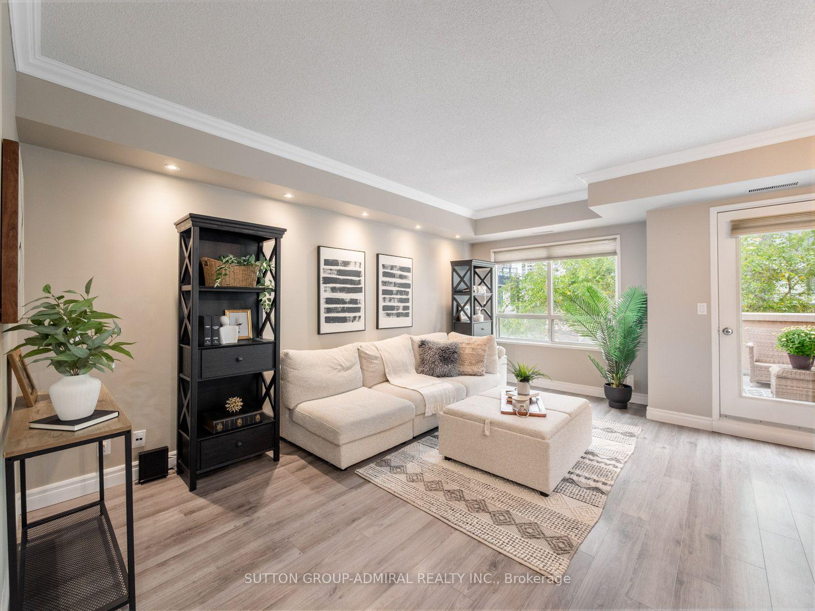 Photo 9 of Unit 306, 9 Greenbriar Road, North York, Bayview Village — HOMEH