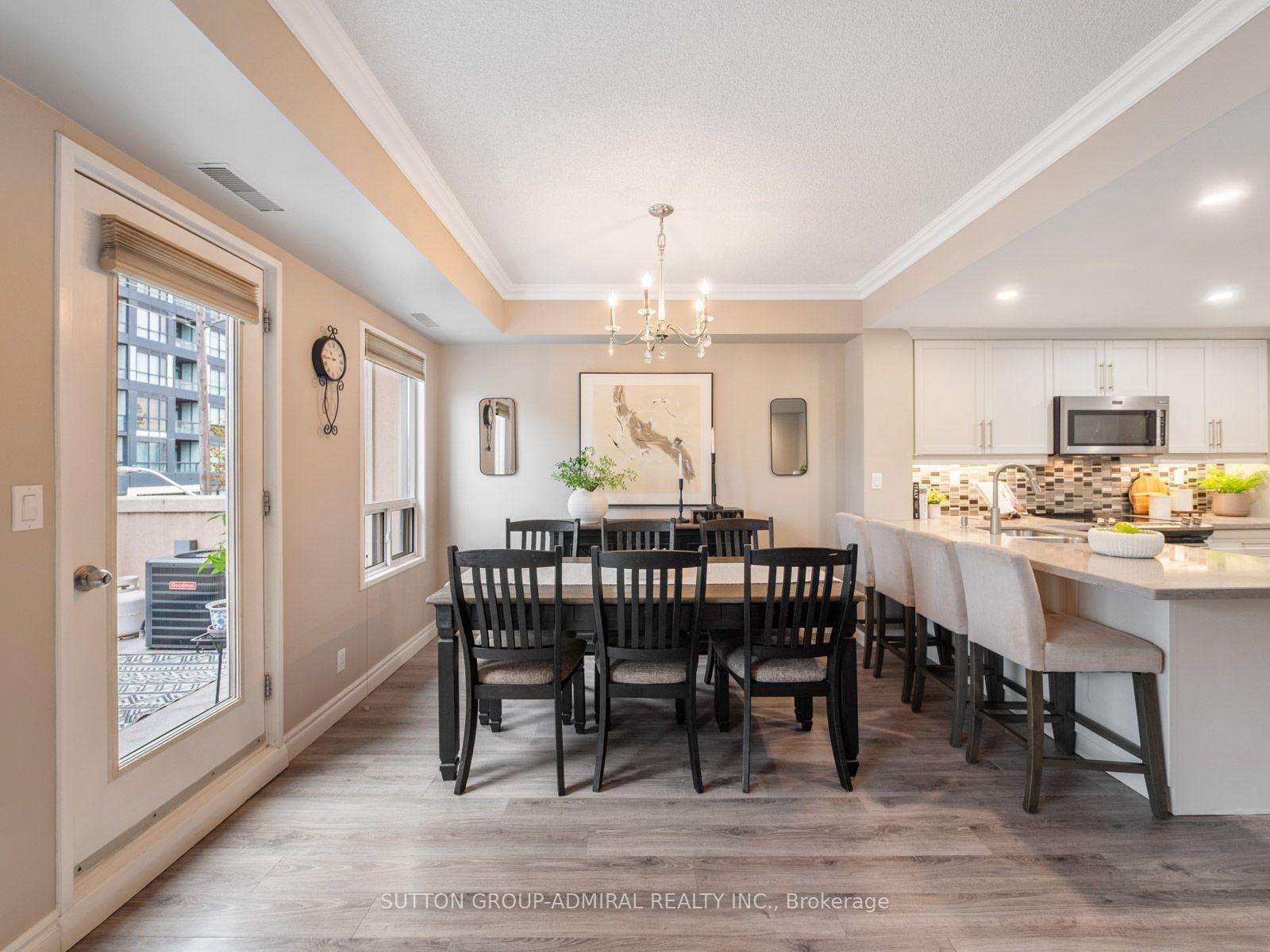 Photo 16 of Unit 306, 9 Greenbriar Road, North York, Bayview Village — HOMEH