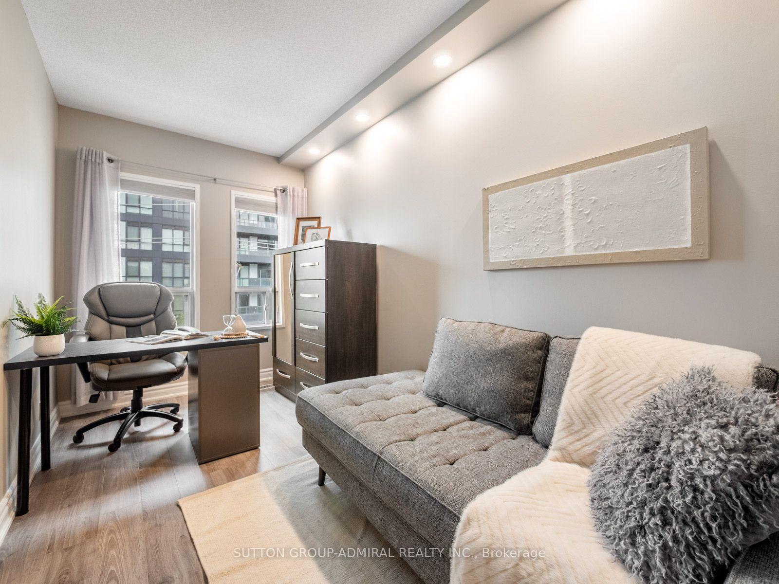 Photo 23 of Unit 306, 9 Greenbriar Road, North York, Bayview Village — HOMEH