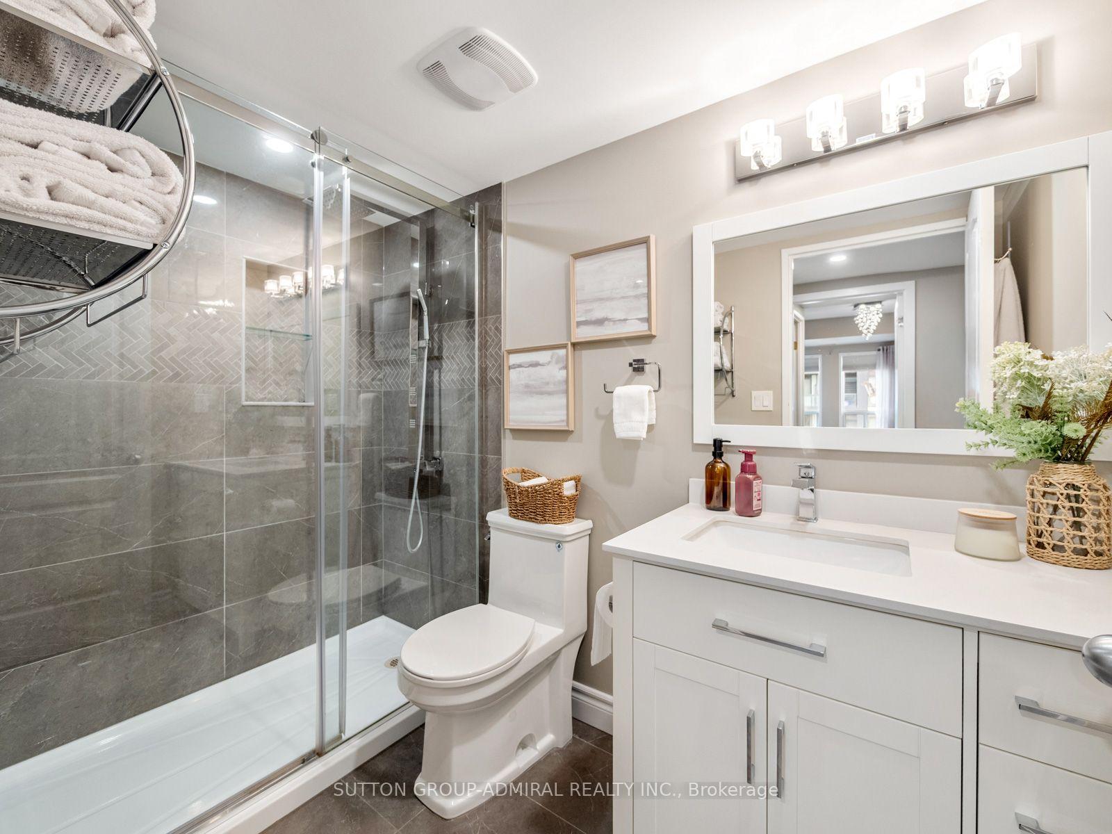 Photo 29 of Unit 306, 9 Greenbriar Road, North York, Bayview Village — HOMEH