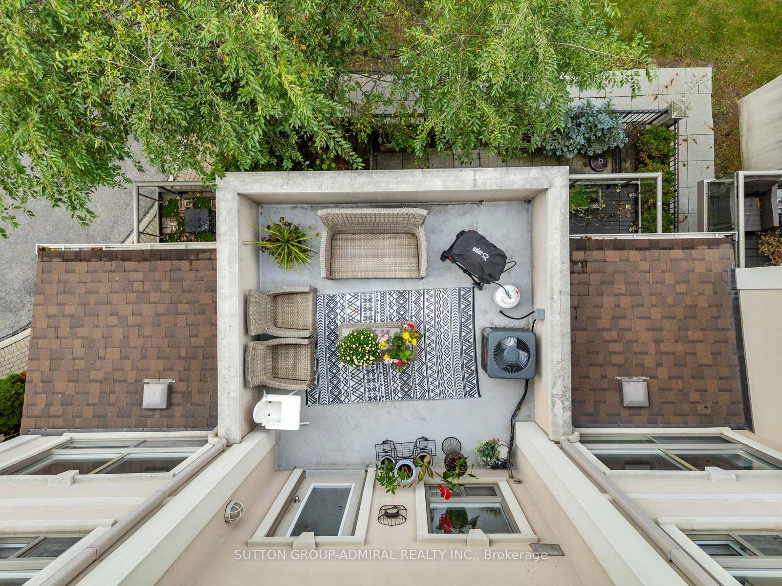 Photo 33 of Unit 306, 9 Greenbriar Road, North York, Bayview Village — HOMEH
