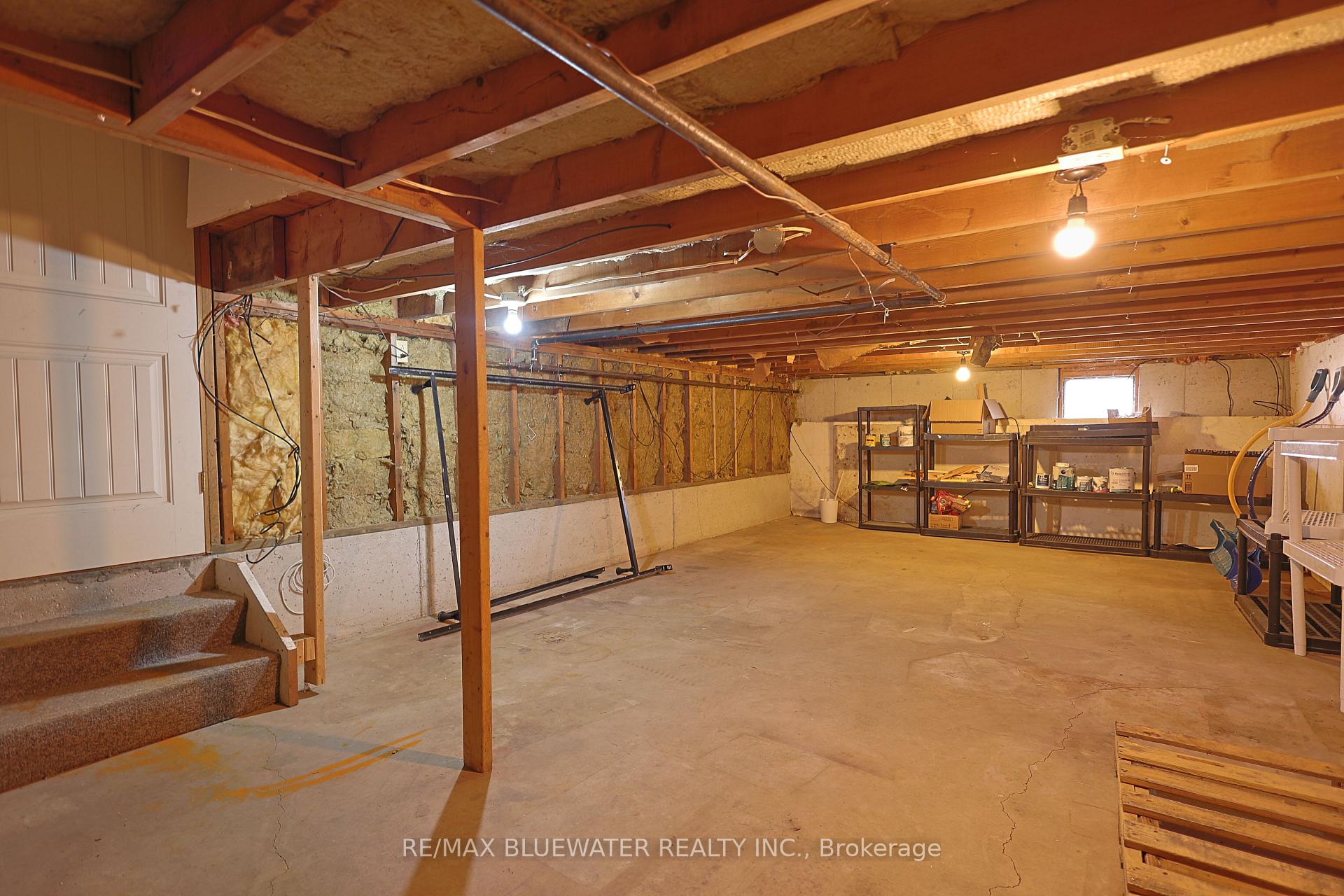 Photo 33 of 71251 Bluewater Highway, Bluewater, Hay — HOMEH