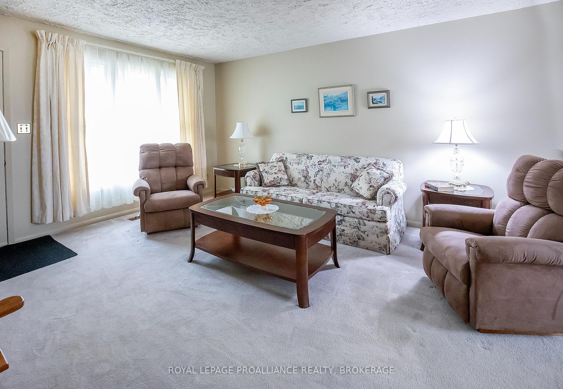 Photo 4 of 676 Willis Street, Kingston, South of Taylor-Kidd Blvd — HOMEH