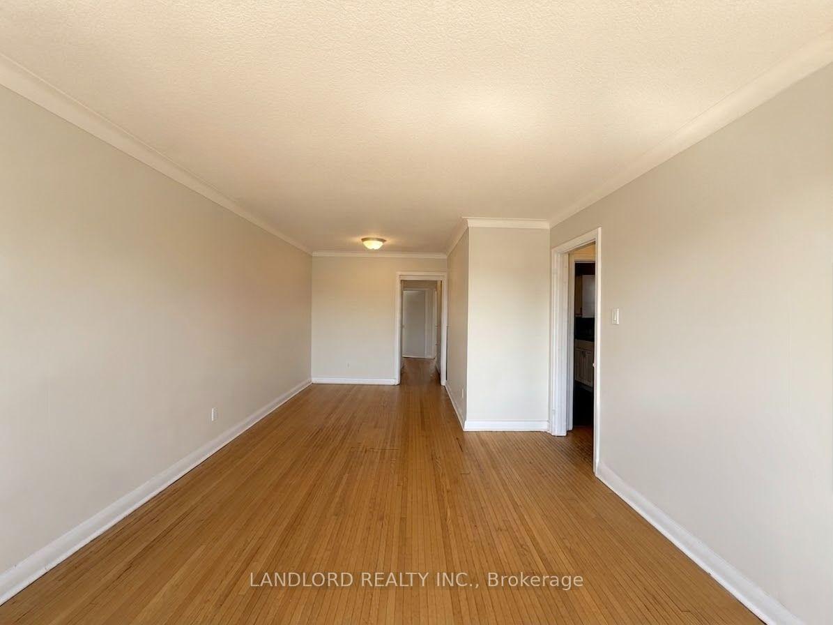 Photo 5 of Unit 2nd Fl, 82 Lanark Avenue, Toronto, Oakwood Village — HOMEH